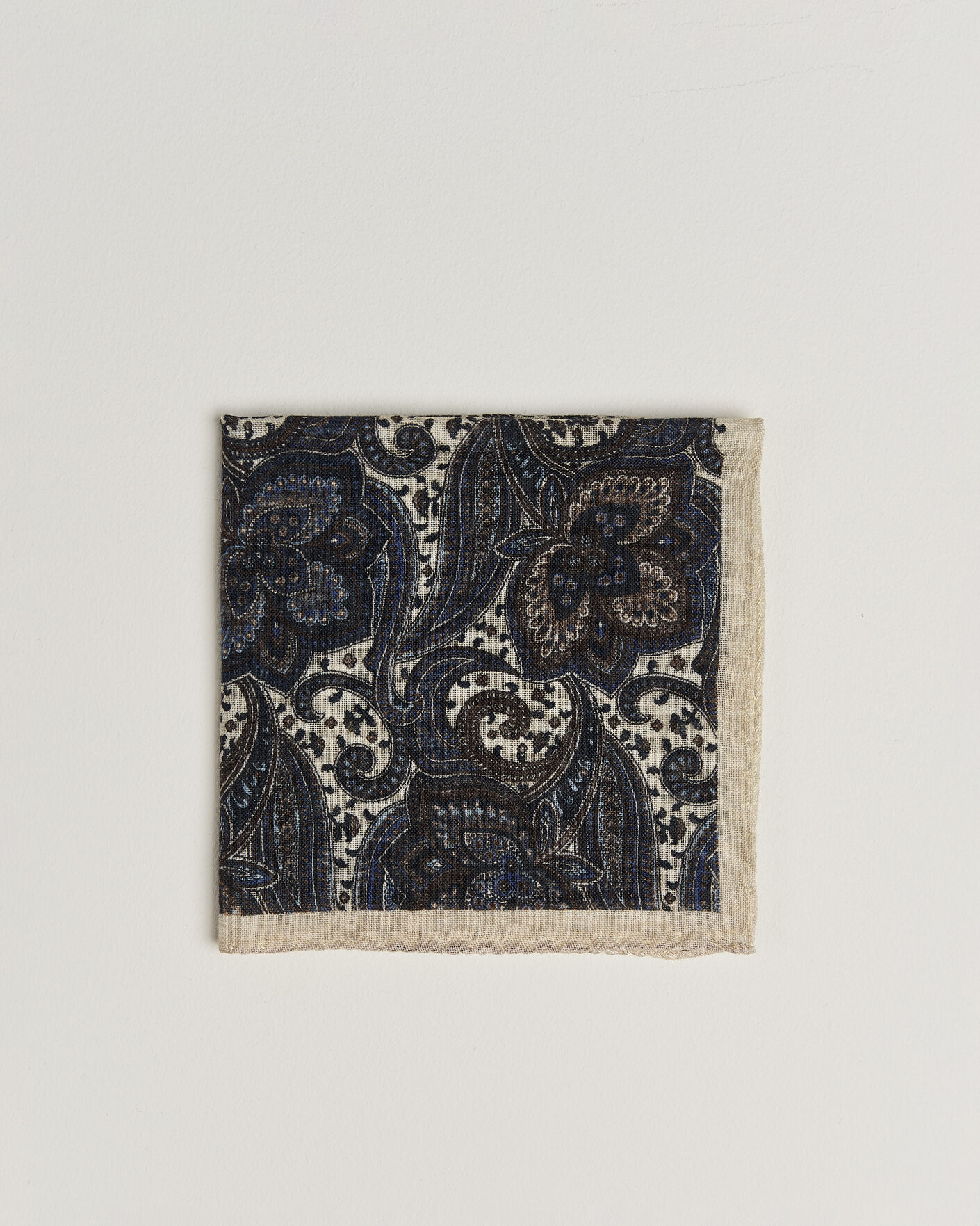 Herre | Lommeklude | Amanda Christensen | Wool Large Paisley Pocket Square Cream