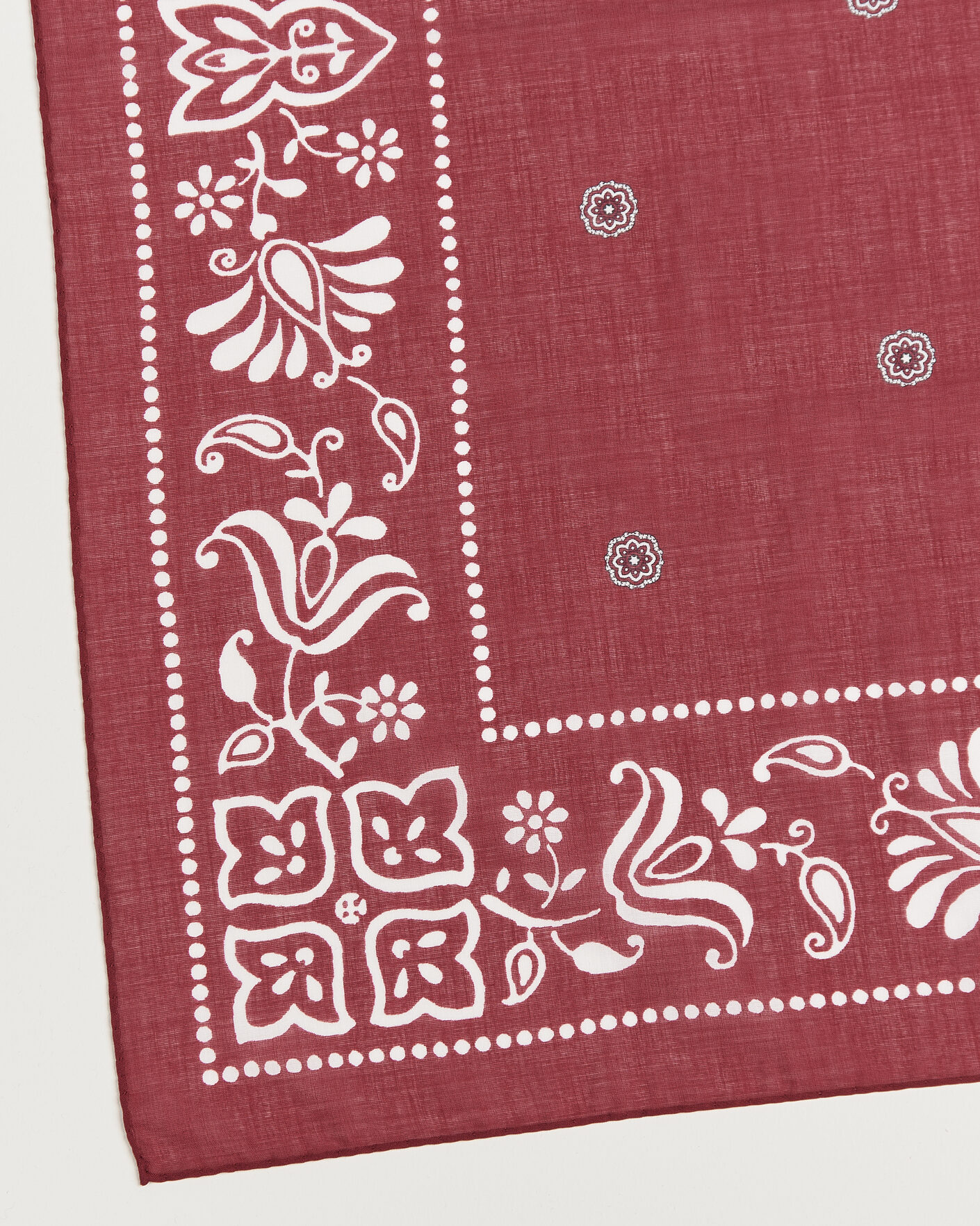 Herre | Tørklæde | Amanda Christensen | Cotton Voile Printed Flower Bandana Wine