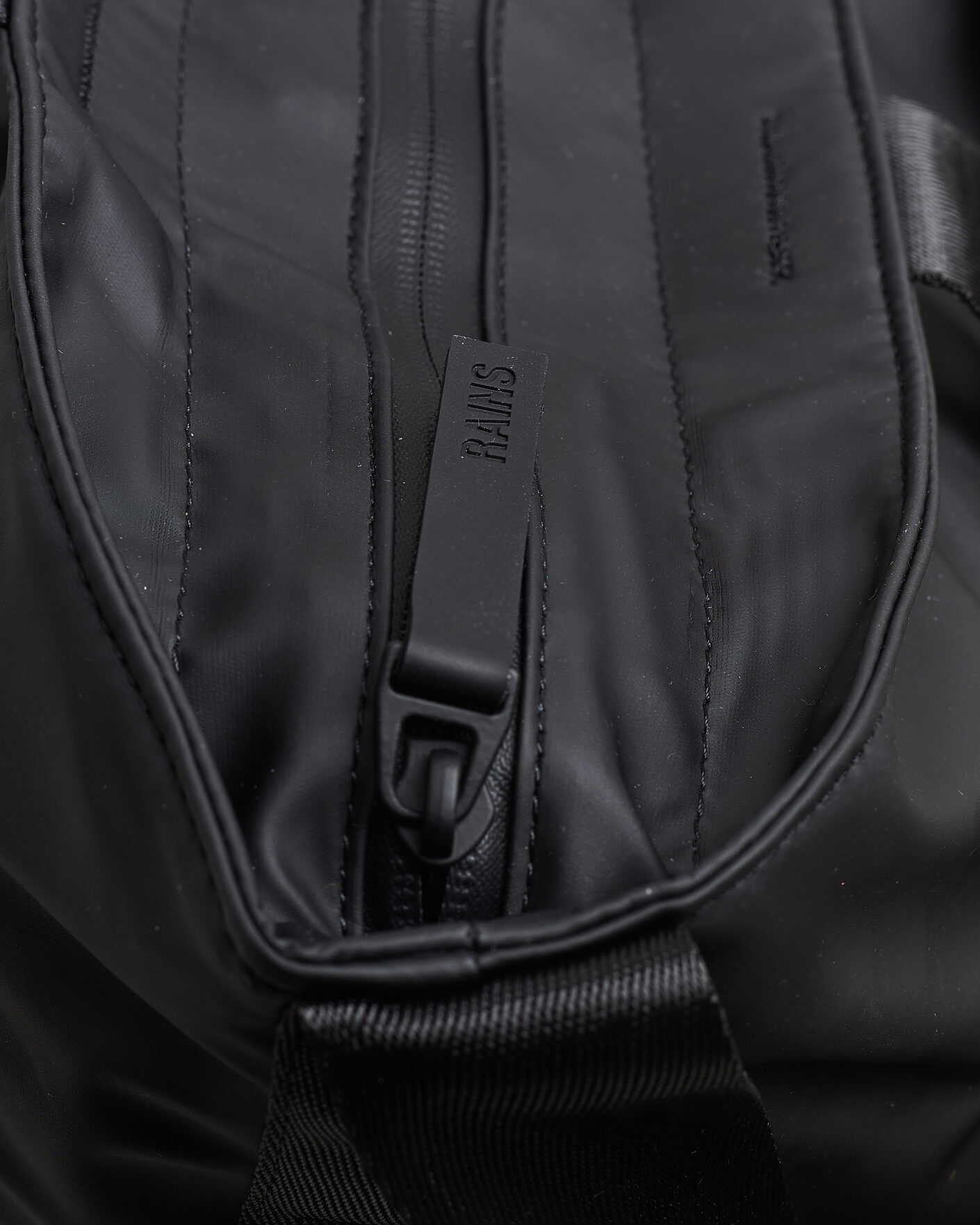 Herre | Tasker | RAINS | Dash Messenger Tote Bag Black
