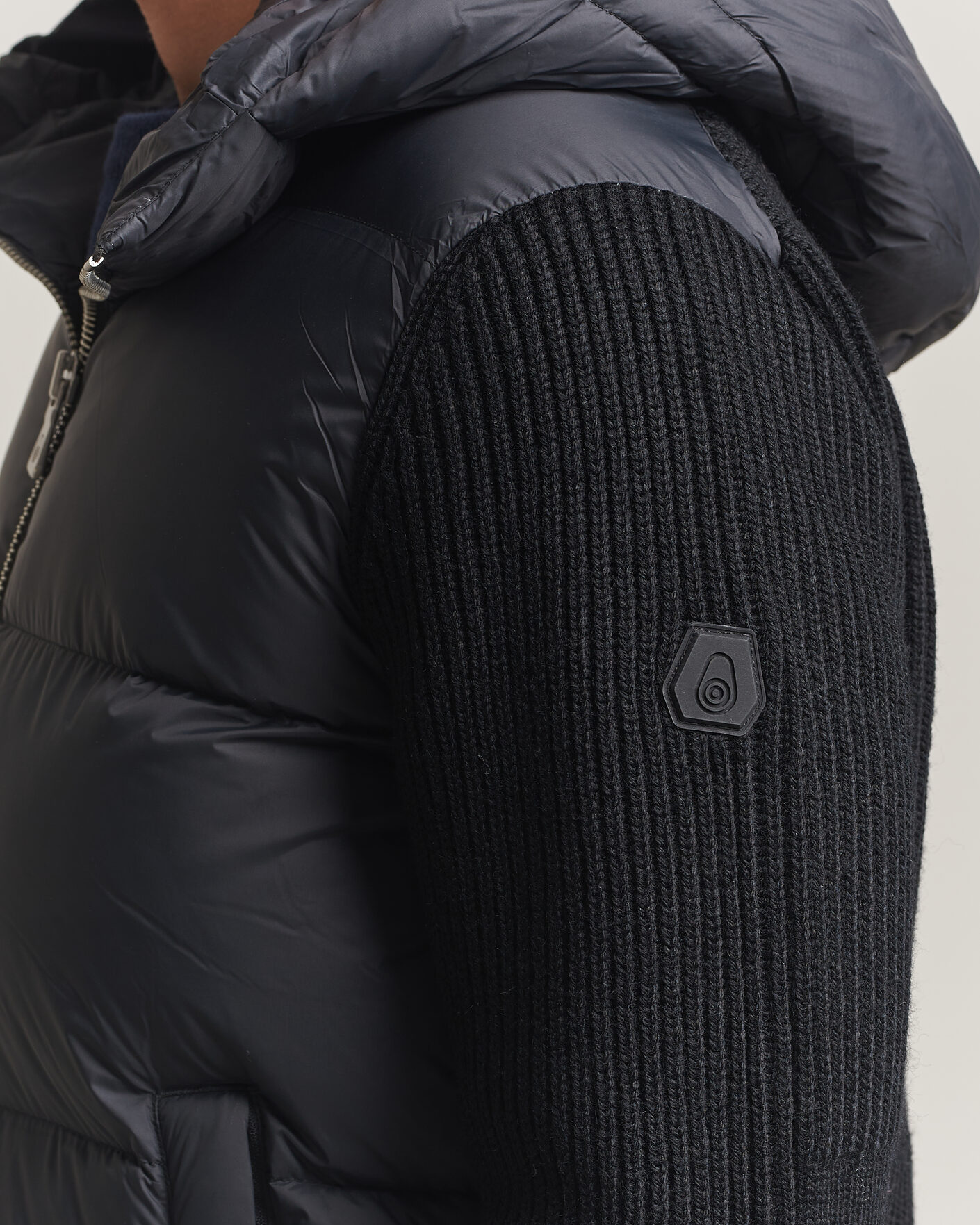 Herre | Jakker | Sail Racing | Ridge Hooded Hybrid Jacket Carbon