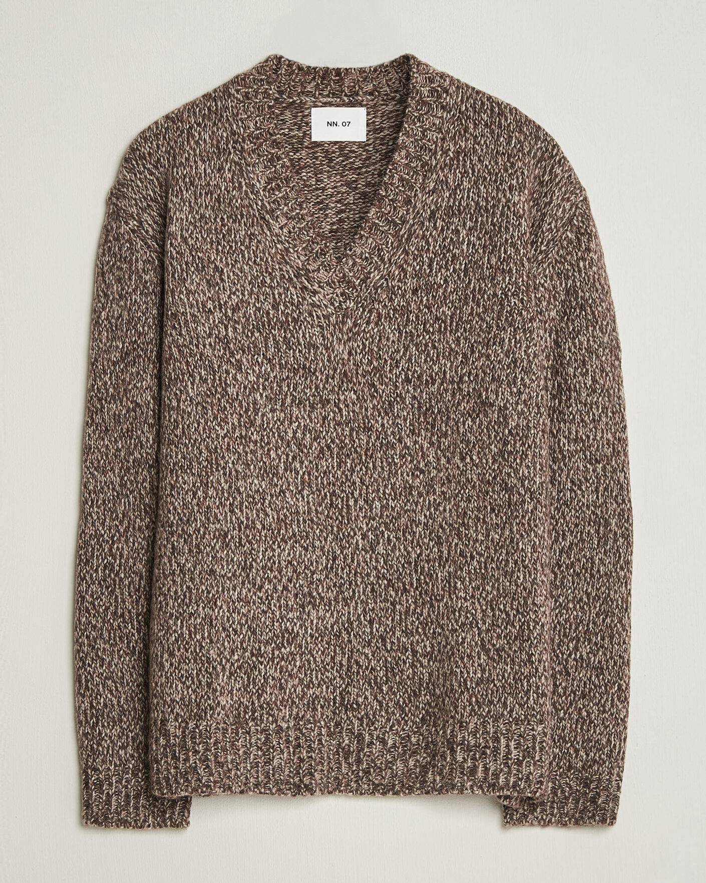 Herre | Trøjer | NN07 | Flint Wool Knitted V-Neck Deep Truffle