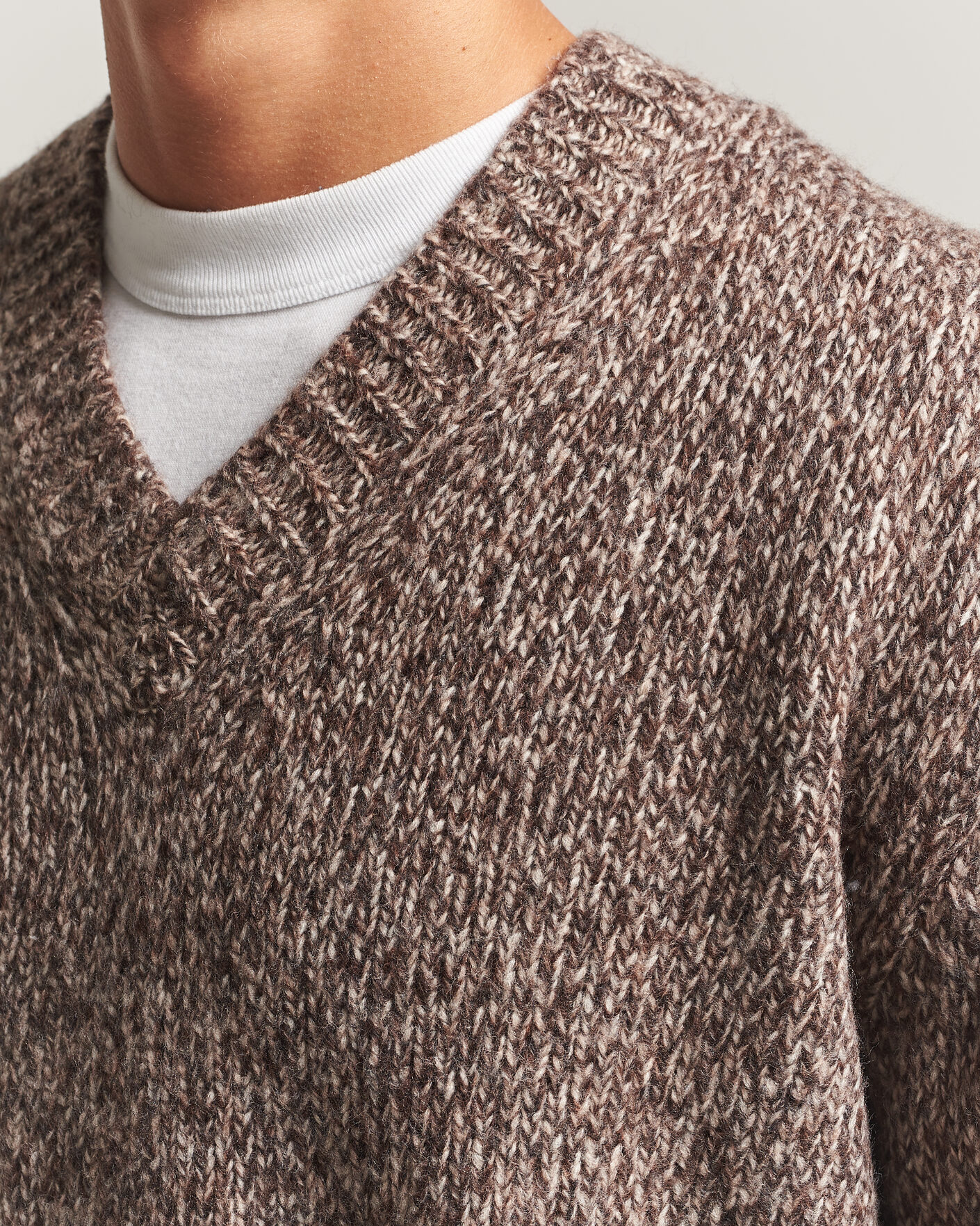 Herre | Trøjer | NN07 | Flint Wool Knitted V-Neck Deep Truffle