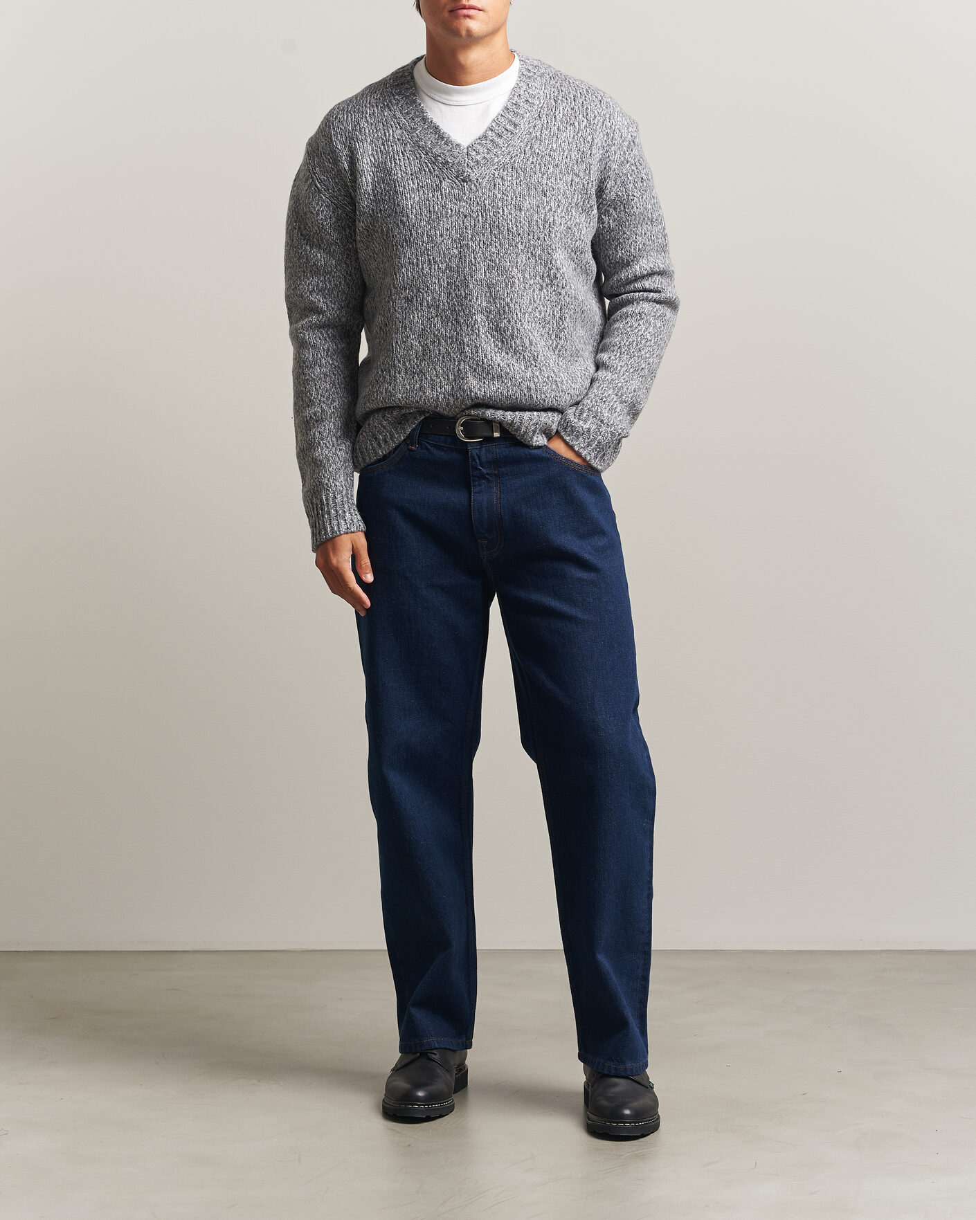 Herre | Trøjer | NN07 | Flint Wool Knitted V-Neck Grey Melange