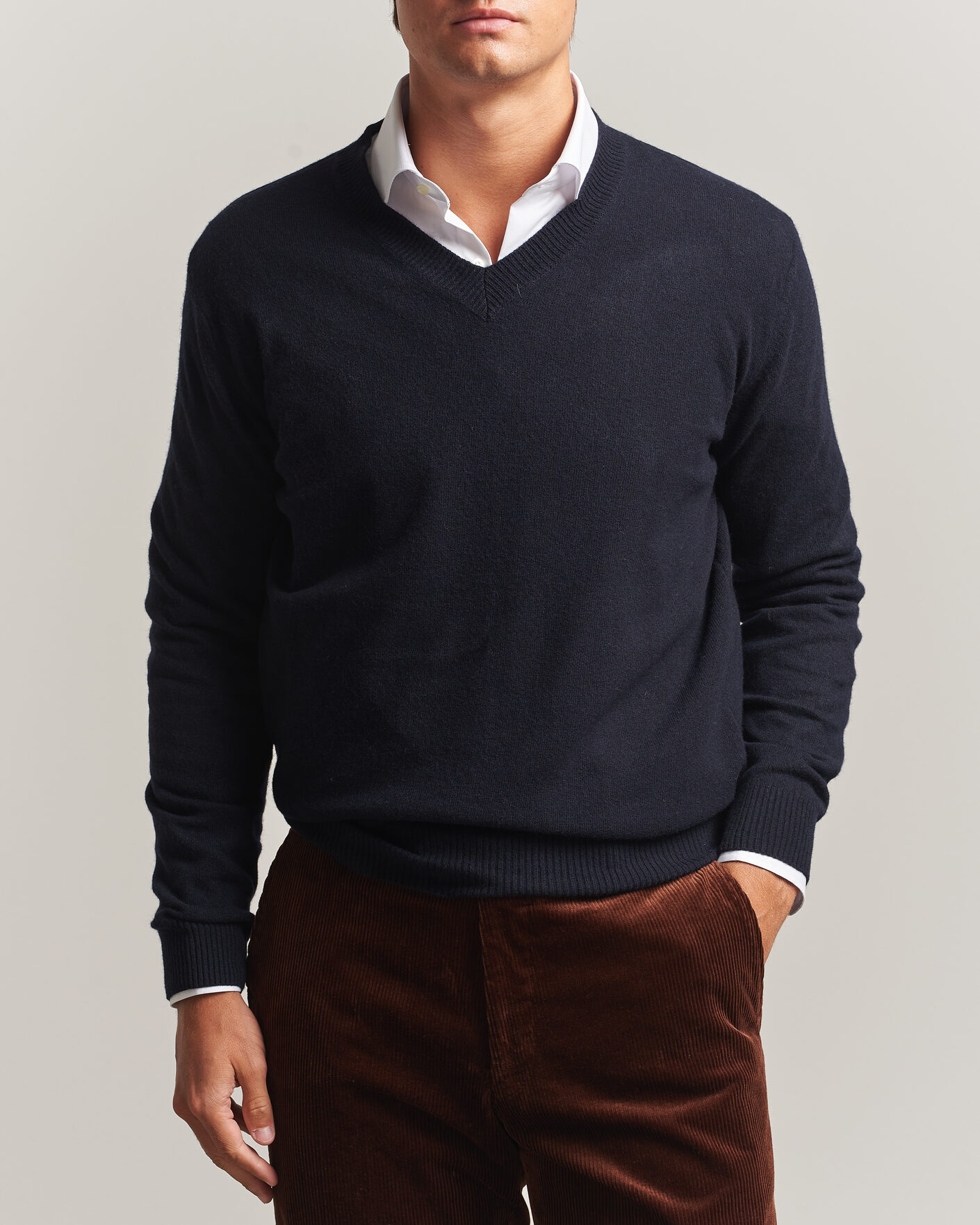 Herre | Trøjer | Oscar Jacobson | Gregor Wool/Cashmere V-Neck Navy