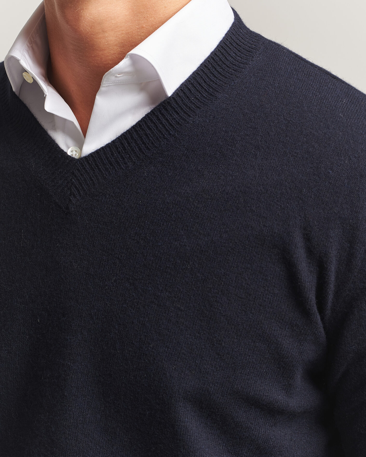 Herre | Trøjer | Oscar Jacobson | Gregor Wool/Cashmere V-Neck Navy