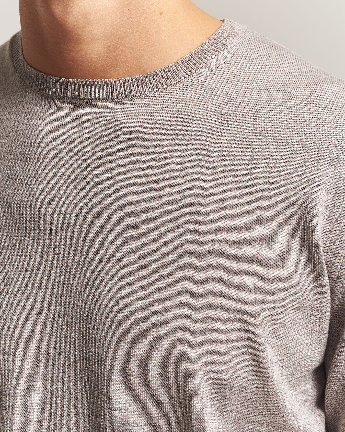 Herre | Trøjer | Stenströms | Merino Patch Crew Neck Beige
