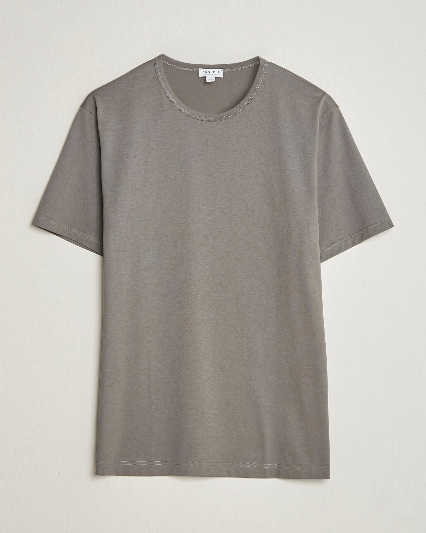 Herre | T-Shirts | Sunspel | Crew Neck Q82 Cotton T-Shirt Smoke Grey