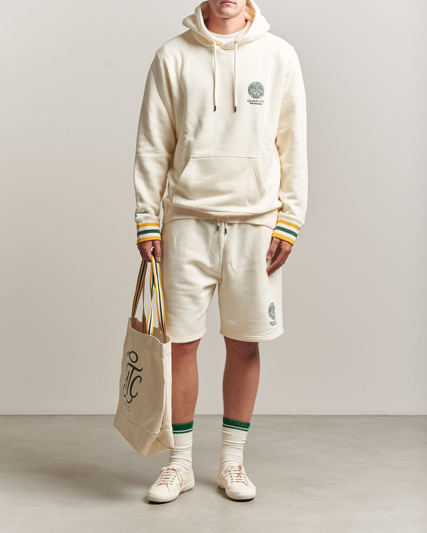 Herre | Trøjer | Gant | Tournament Hoodie Cream