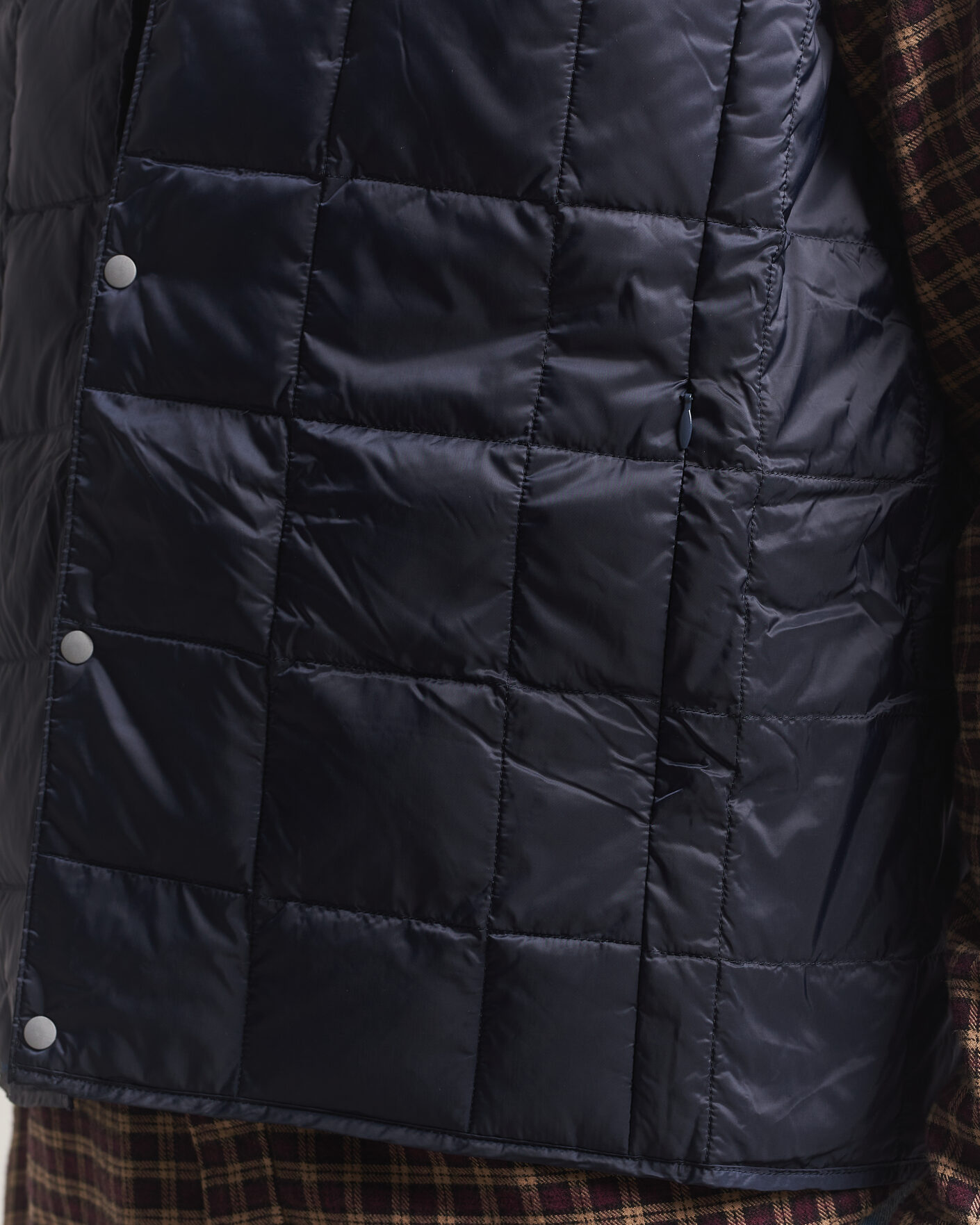 Herre | Veste | TAION | V-Neck Lightweight Down Vest Dark Navy
