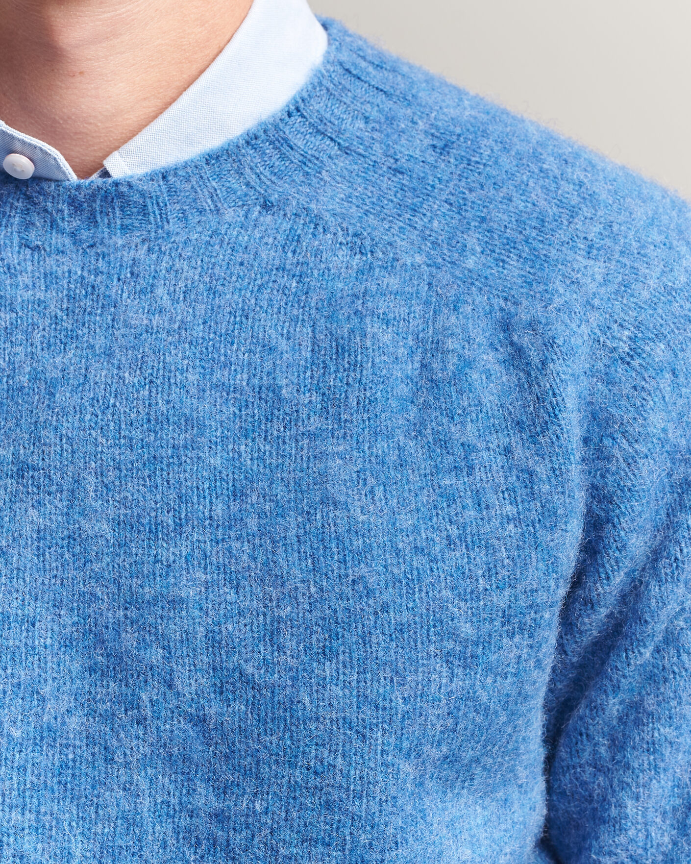 Herre | Trøjer | Harley Of Scotland | Brushed Supersoft Lambswool Crewneck Cobalt
