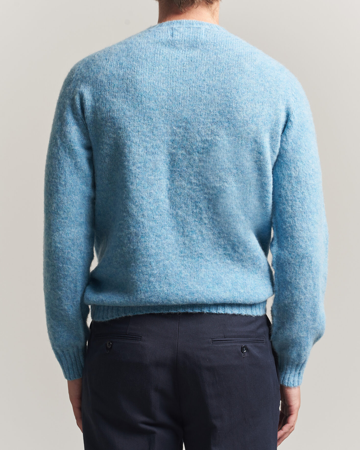 Herre | Trøjer | Harley Of Scotland | Brushed Supersoft Lambswool Crewneck Loch Blue