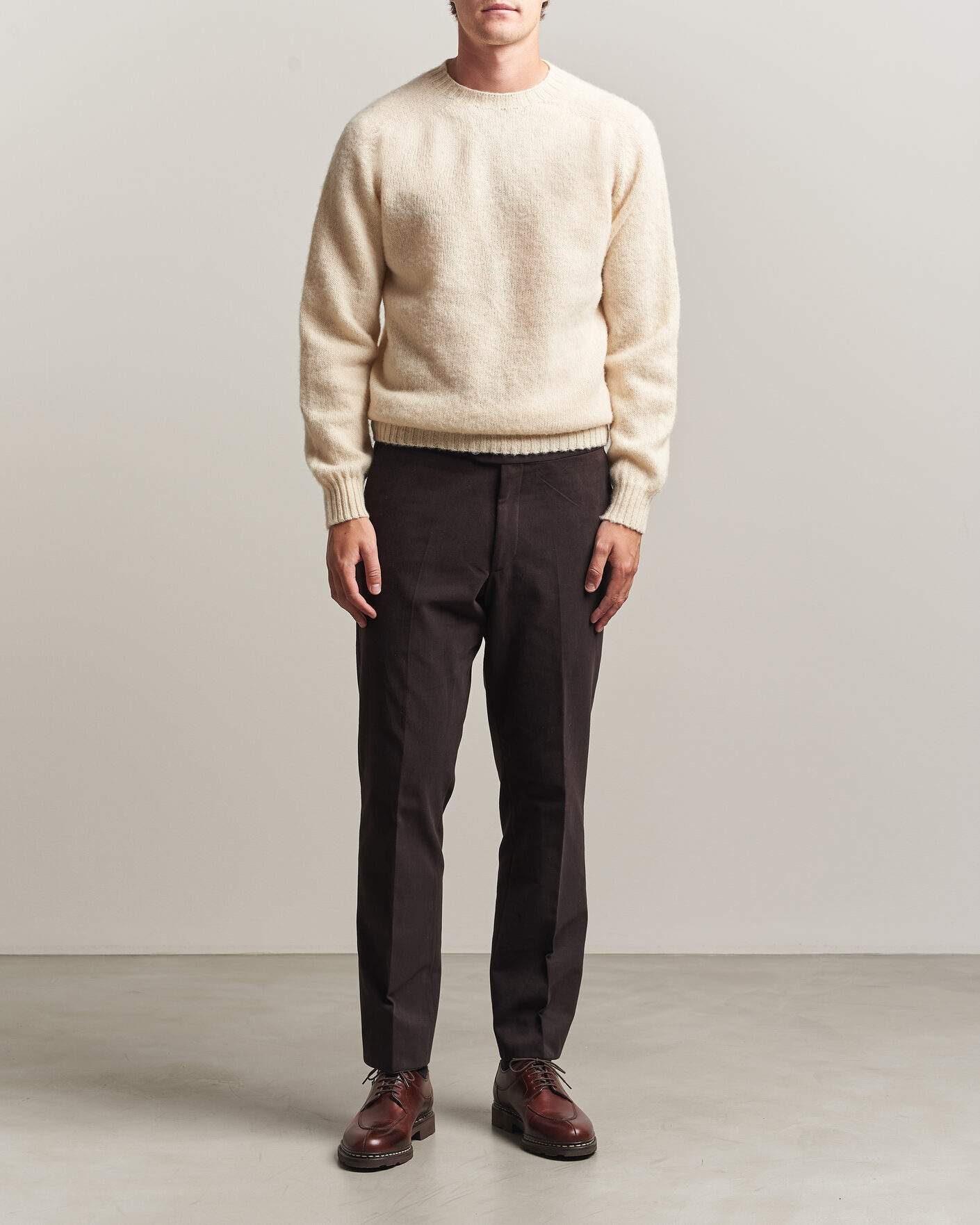 Herre | Trøjer | Harley Of Scotland | Brushed Supersoft Lambswool Crewneck Vanilla