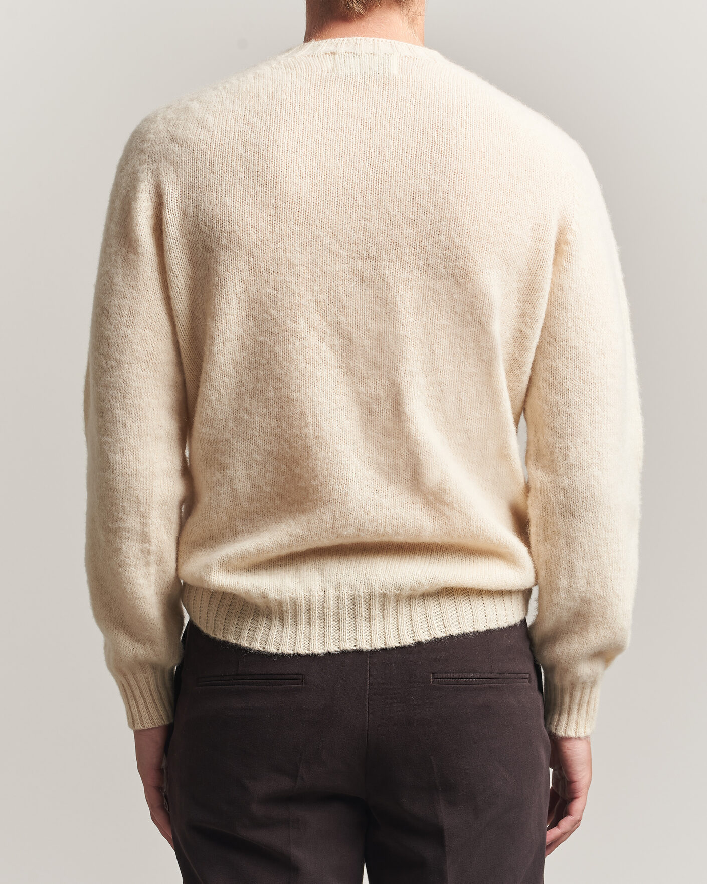 Herre | Trøjer | Harley Of Scotland | Brushed Supersoft Lambswool Crewneck Vanilla