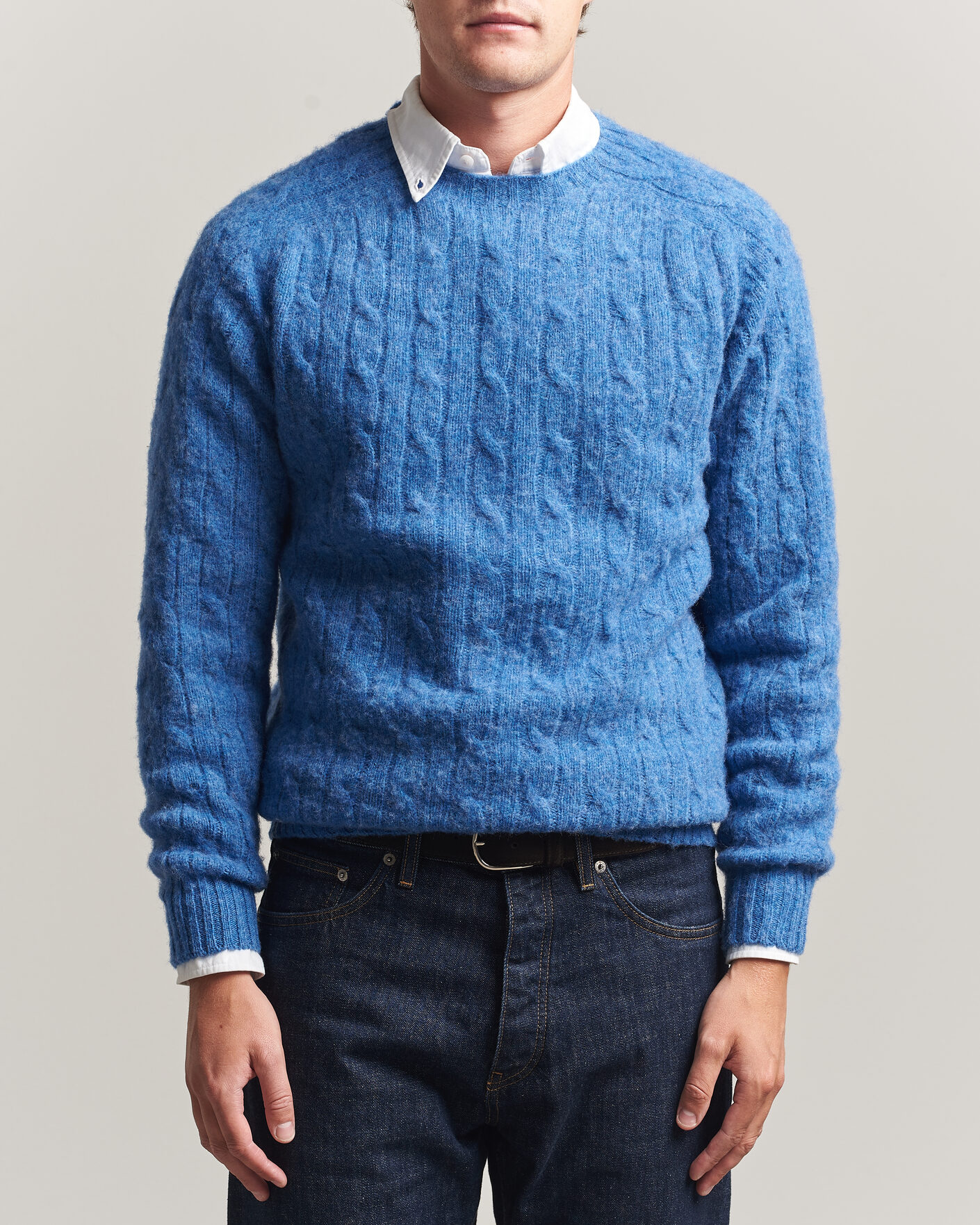 Herre | Trøjer | Harley Of Scotland | Brushed Supersoft Lambswool Cable Cobalt