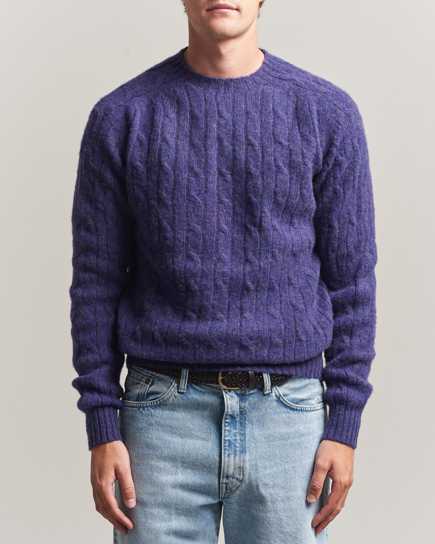 Herre | Trøjer | Harley Of Scotland | Brushed Supersoft Lambswool Cable Iris
