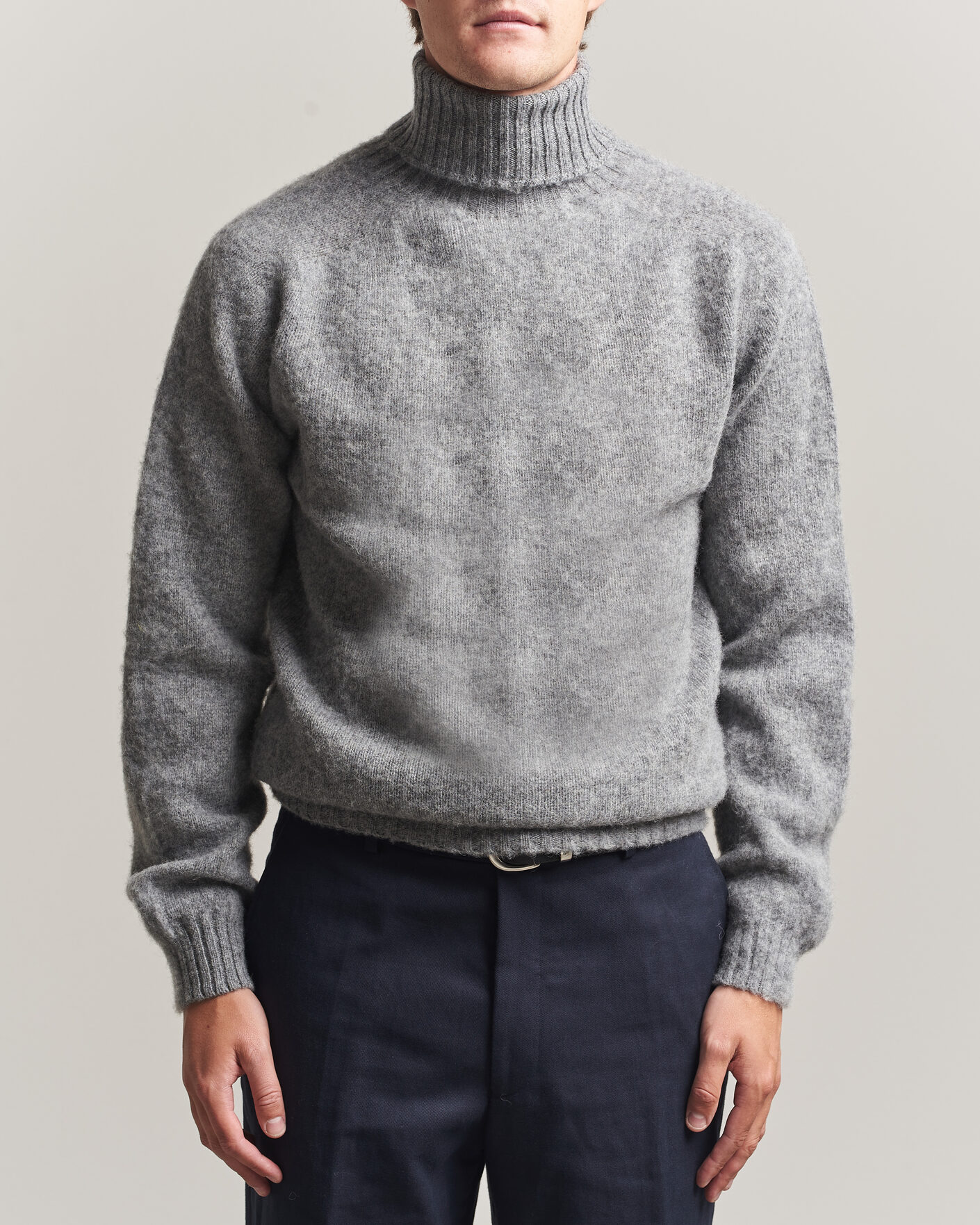 Herre | Trøjer | Harley Of Scotland | Brushed Supersoft Lambswool Rollneck Mid Grey