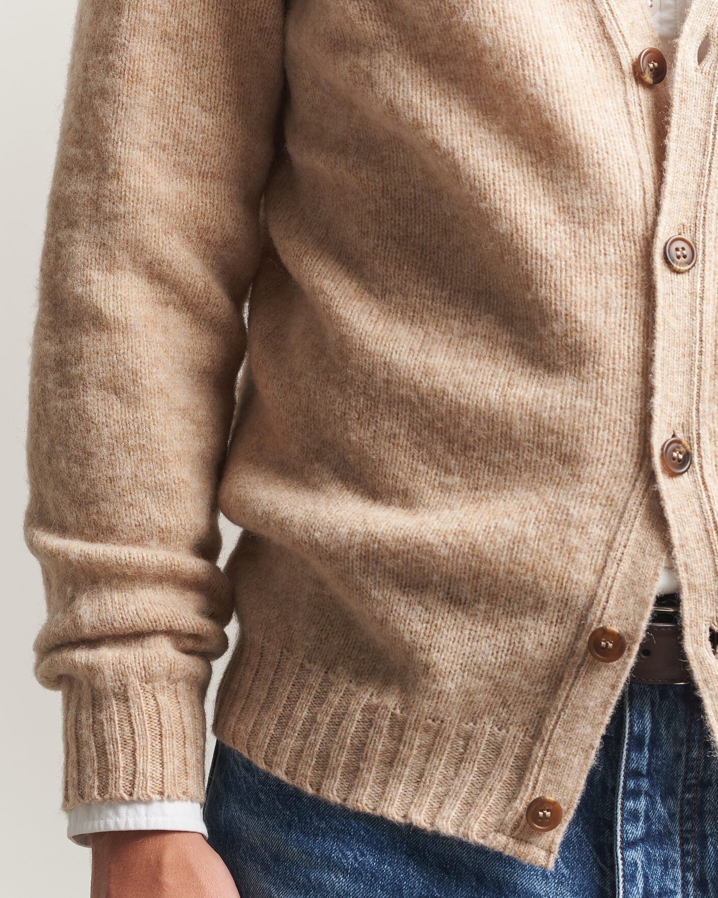 Herre | Trøjer | Harley Of Scotland | Brushed Supersoft Lambswool Cardigan Calico