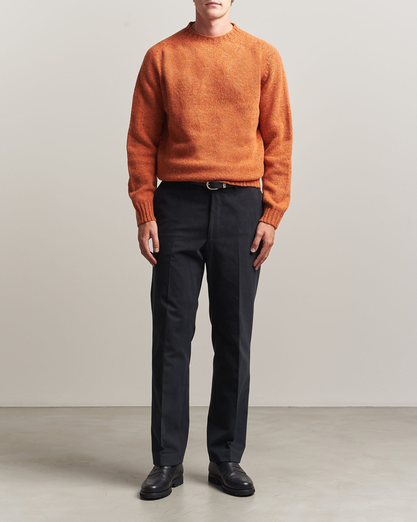 Herre | Business & Beyond | Harley Of Scotland | Donegal Wool Crewneck Orange