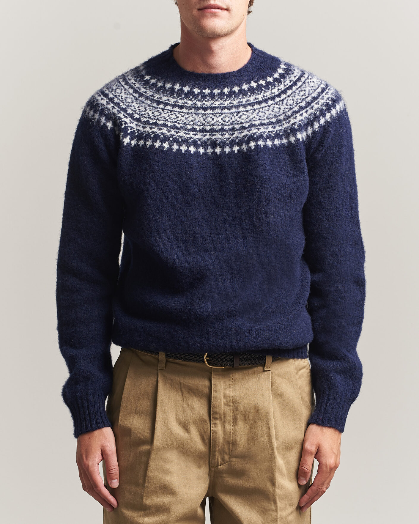 Herre | Trøjer | Harley Of Scotland | Brushed Supersoft Lambswool Yolk Fairisle Navy/Snow White