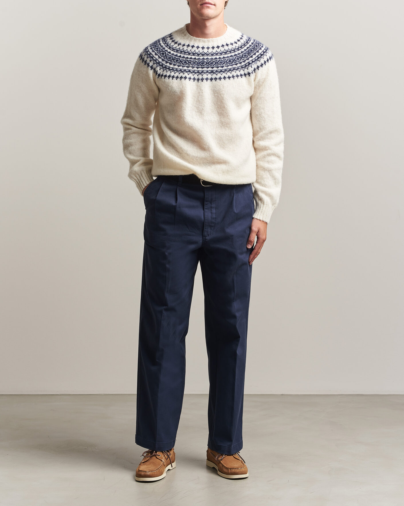 Herre | Trøjer | Harley Of Scotland | Brushed Supersoft Lambswool Yolk Fairisle Snow White/Navy