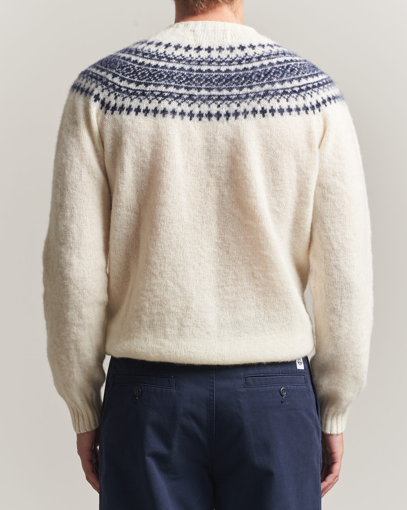 Herre | Trøjer | Harley Of Scotland | Brushed Supersoft Lambswool Yolk Fairisle Snow White/Navy