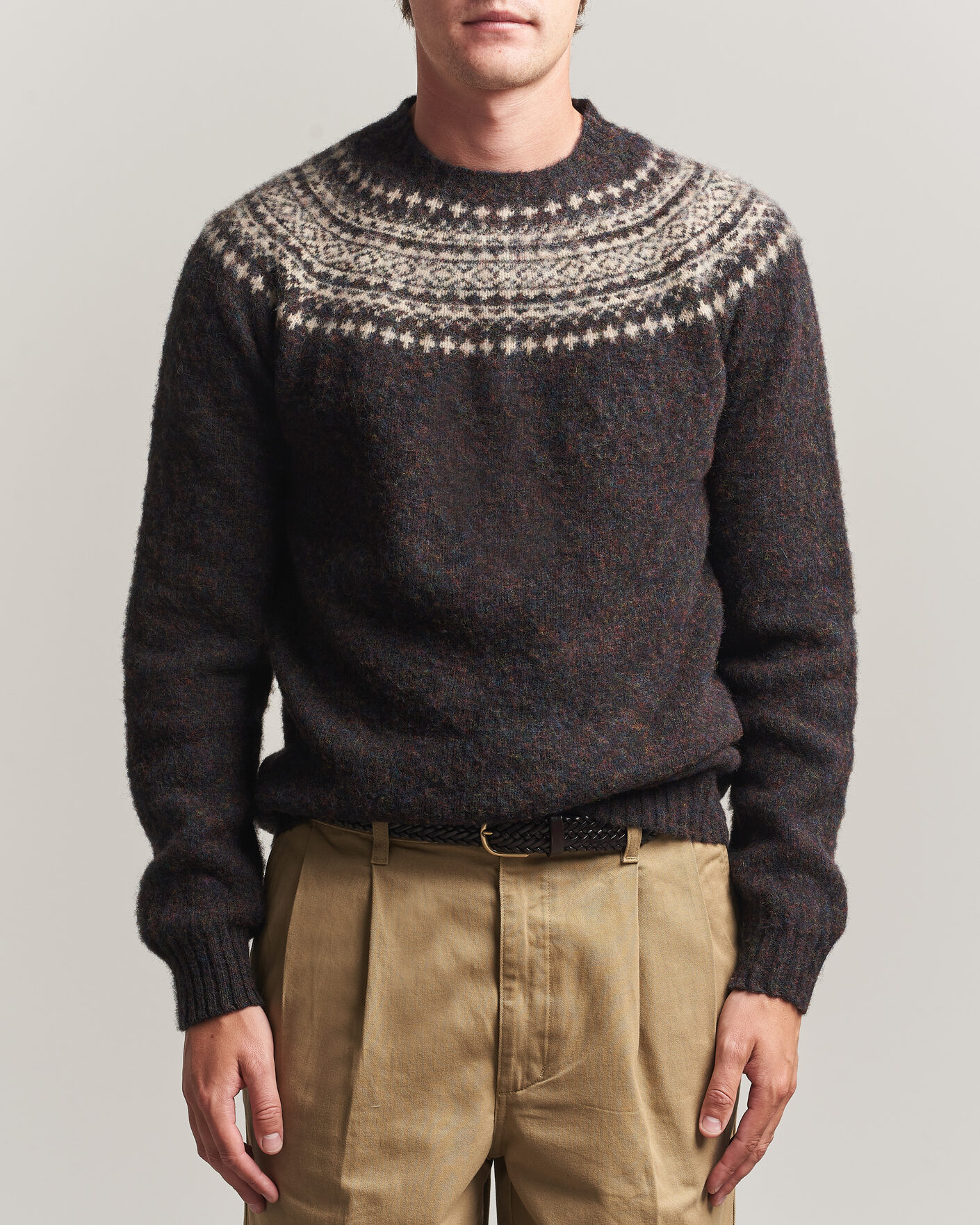 Herre | Trøjer | Harley Of Scotland | Brushed Supersoft Lambswool Yolk Fairisle Volcano/Cameo