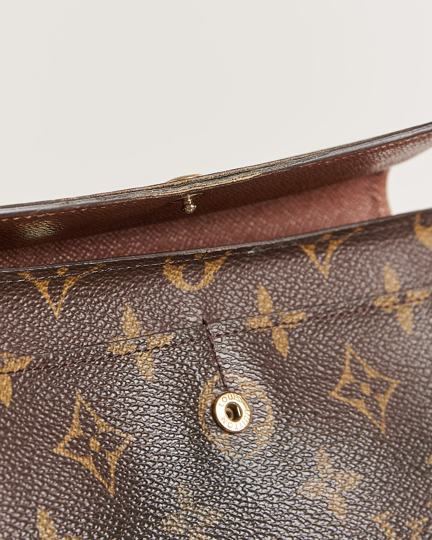 Herre | Pre-Owned & Vintage Bags | Louis Vuitton Pre-Owned | Multiple Wallet Monogram