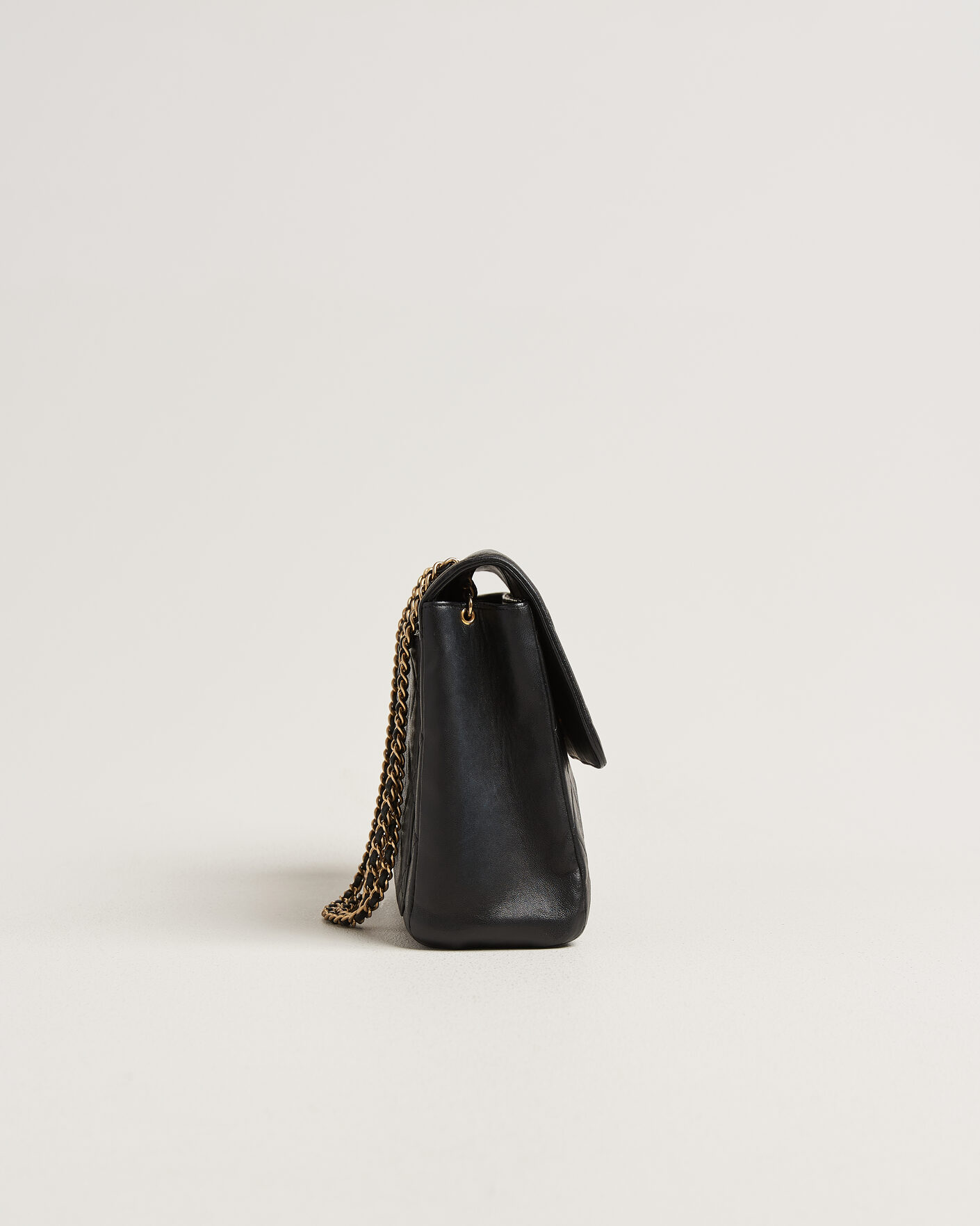Herre | Pre-Owned & Vintage Bags | Chanel Pre-Owned | Single Flap Bag Lambskin Black