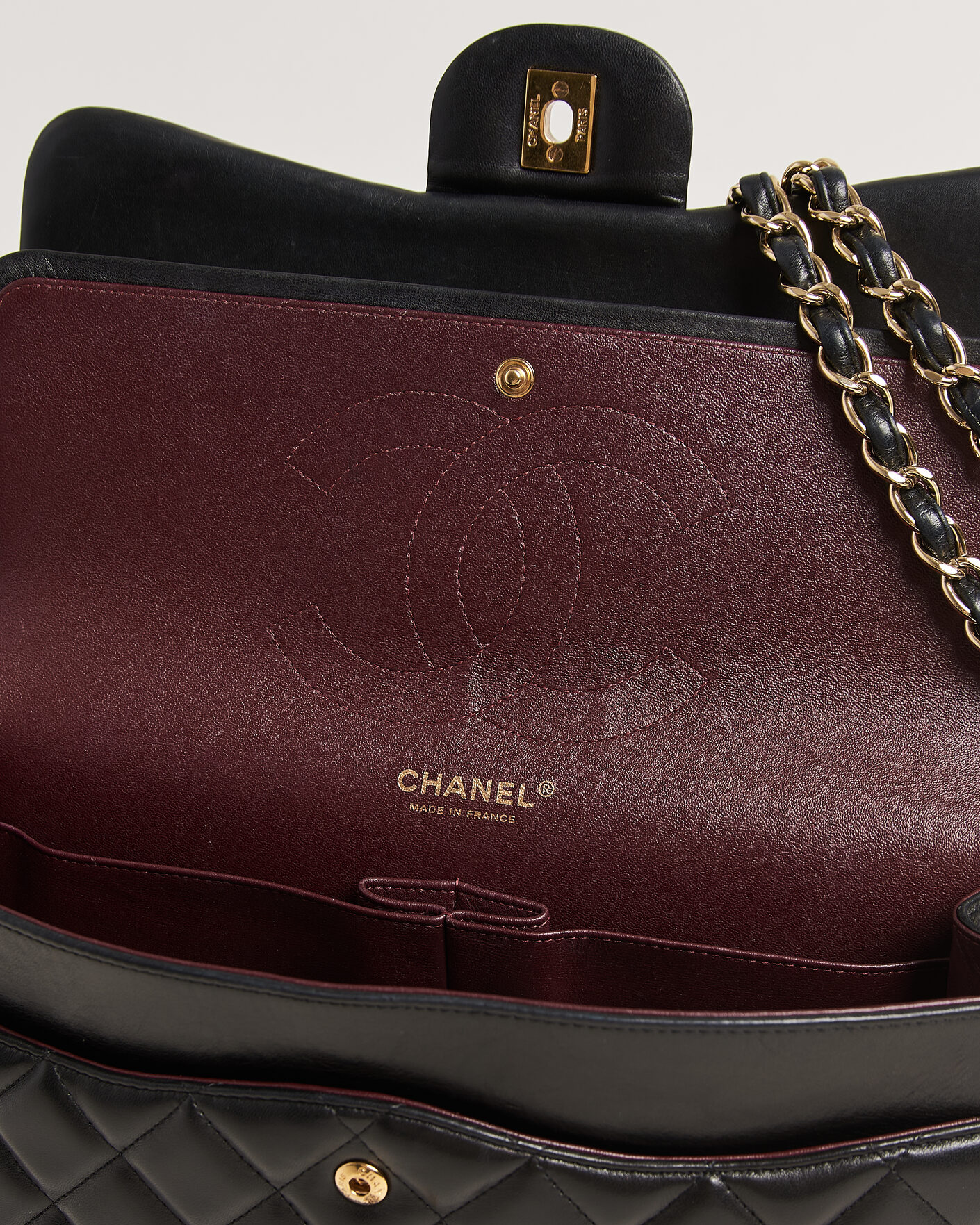 Herre | Pre-Owned & Vintage Bags | Chanel Pre-Owned | Classic Jumbo Double Flap Bag Lambskin Black