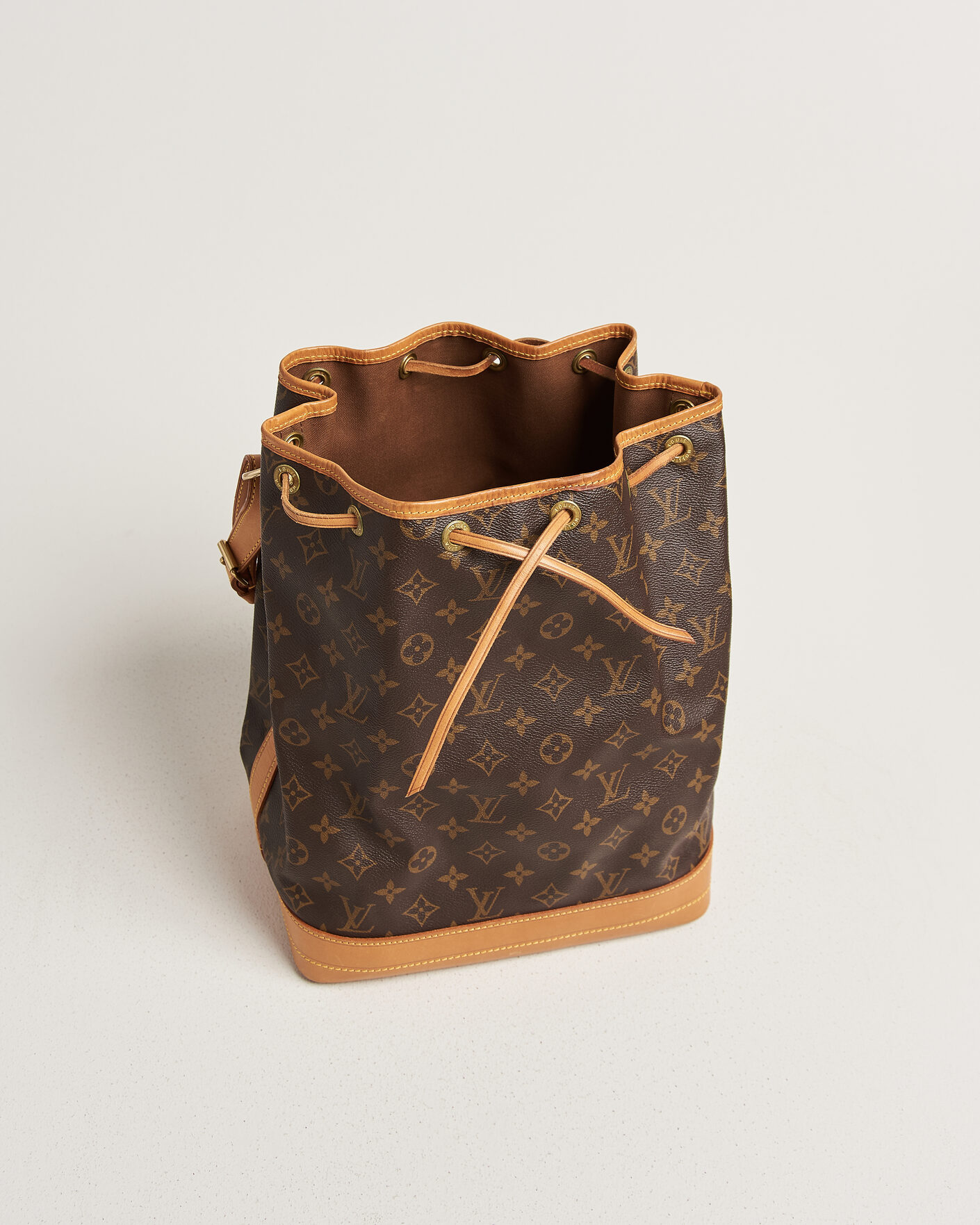 Herre | Pre-Owned & Vintage Bags | Louis Vuitton Pre-Owned | Noé Monogram