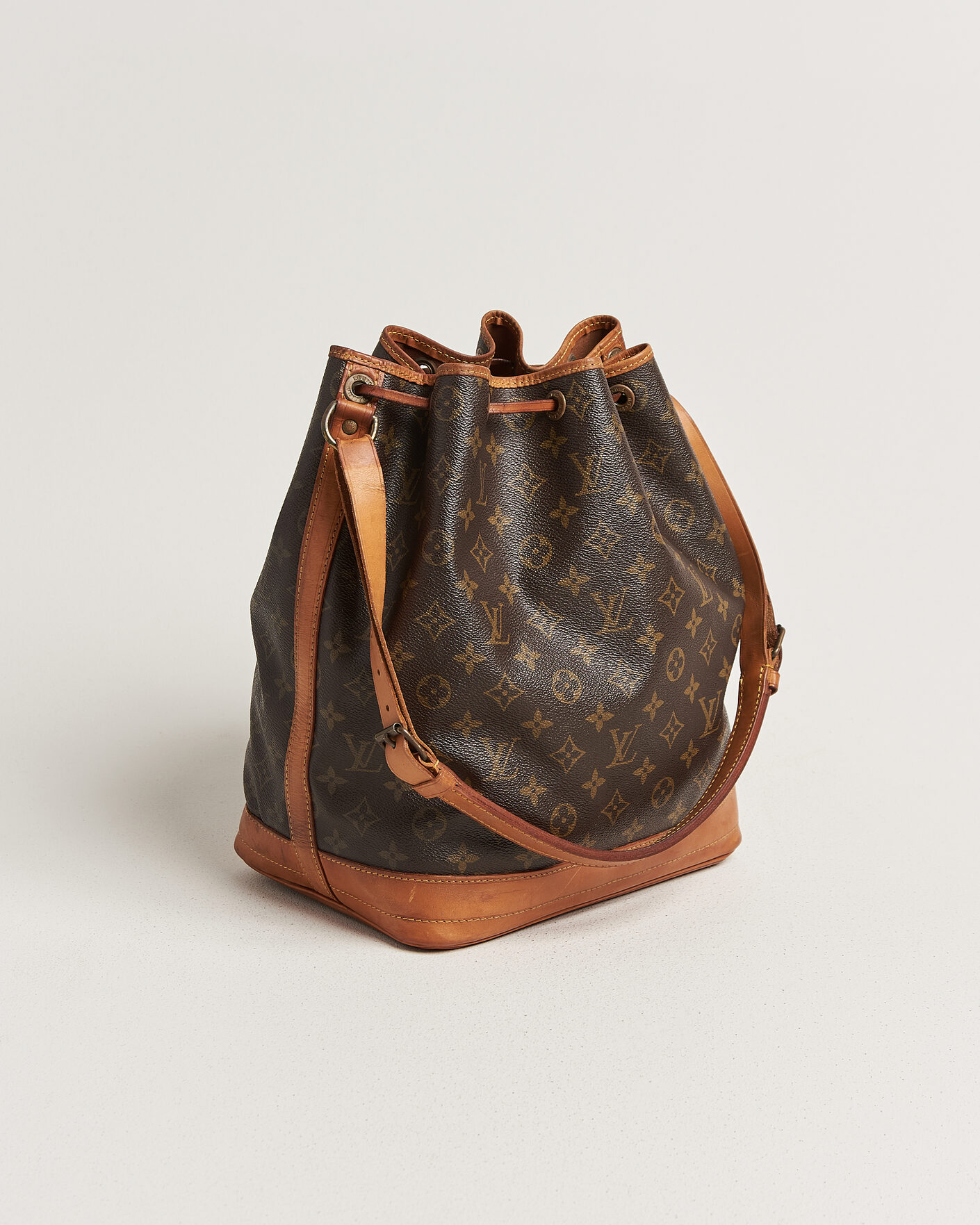 Herre | Pre-Owned & Vintage Bags | Louis Vuitton Pre-Owned | Noé Monogram