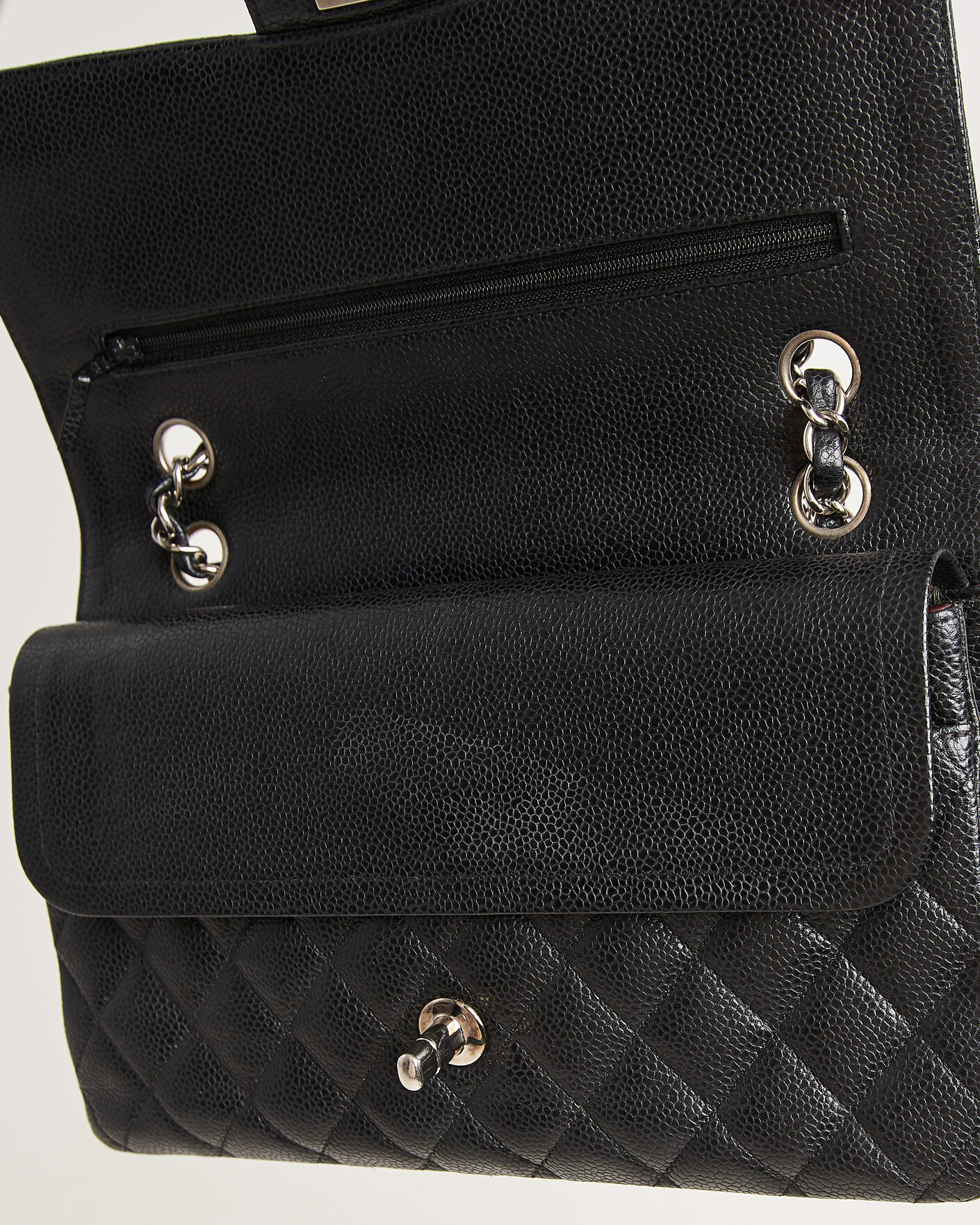 Herre | Pre-Owned & Vintage Bags | Chanel Pre-Owned | Classic Medium Single Flap Bag Caviar Black