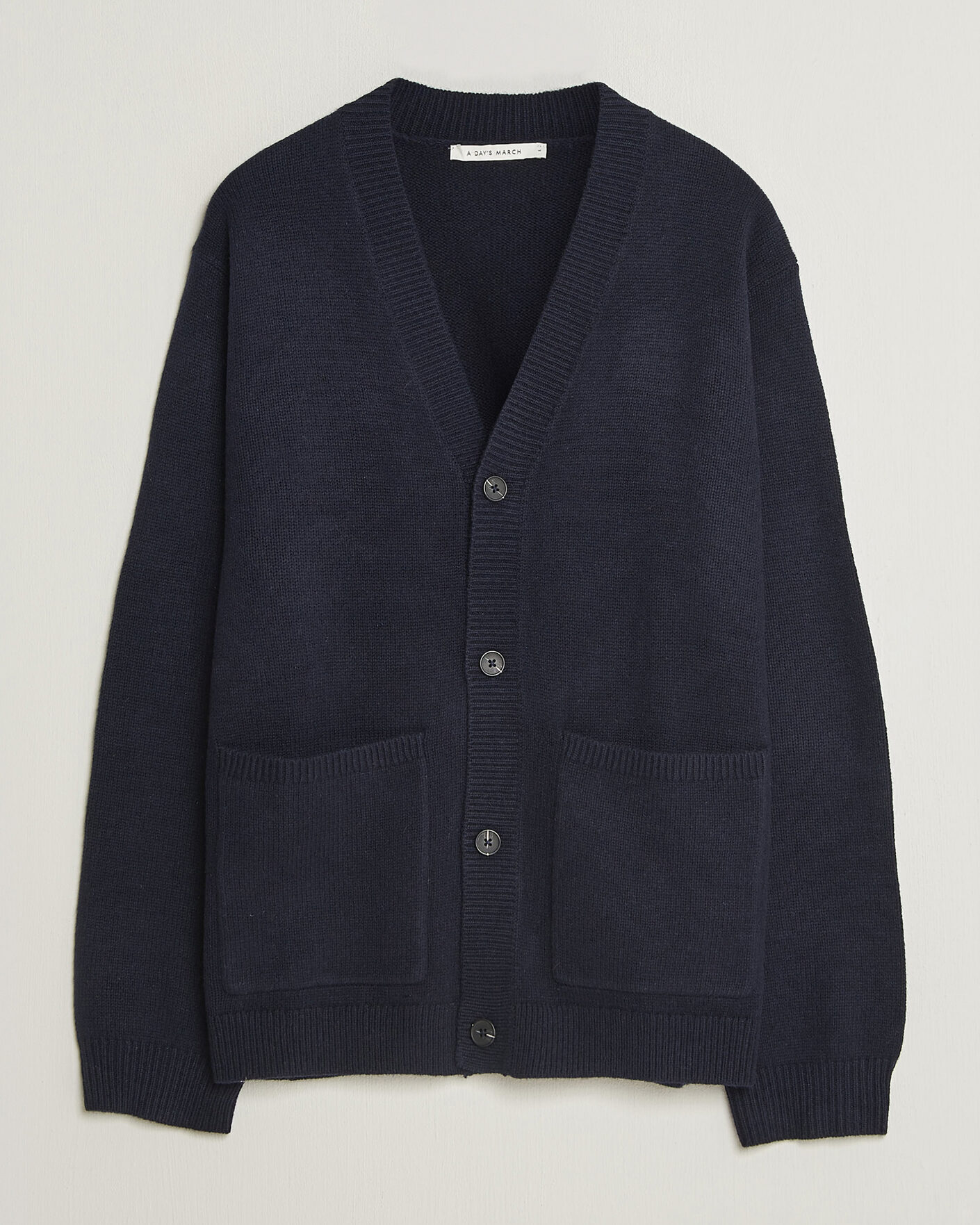 Herre | Trøjer | A Day's March | Jarrow Lambswool Cardigan Navy