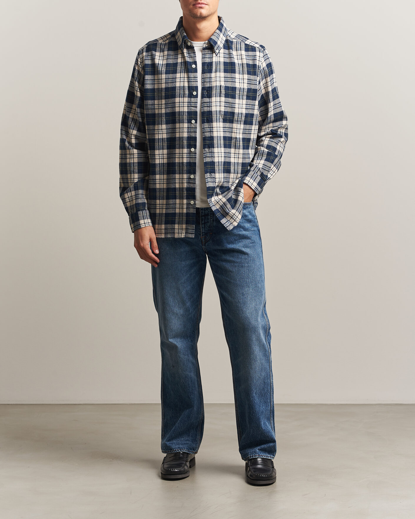 Herre | Skjorter | A Day's March | Classic Checked Flannel Shirt Navy/White