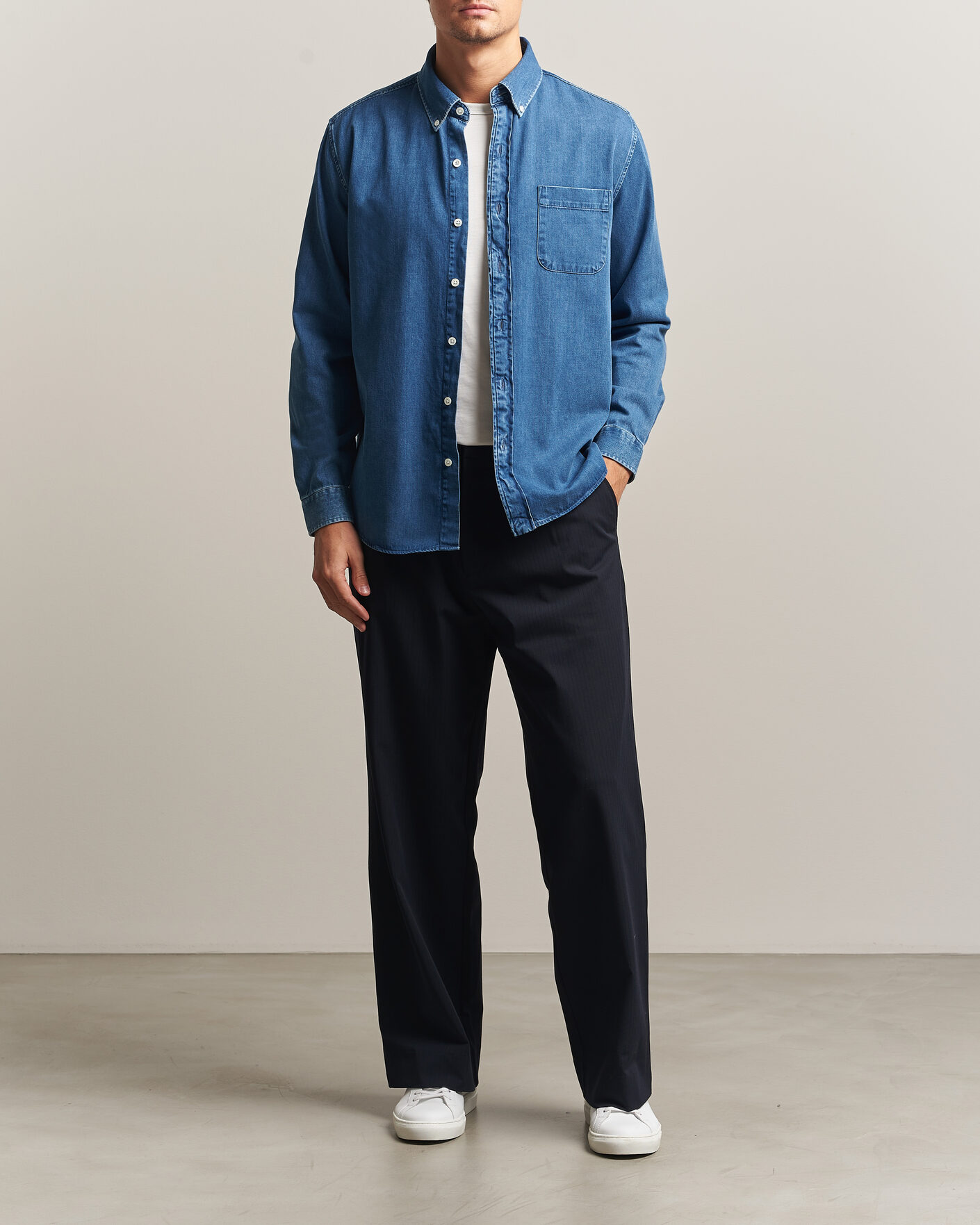 Herre | Skjorter | A Day's March | Original Button Down Denim Shirt Mid Blue