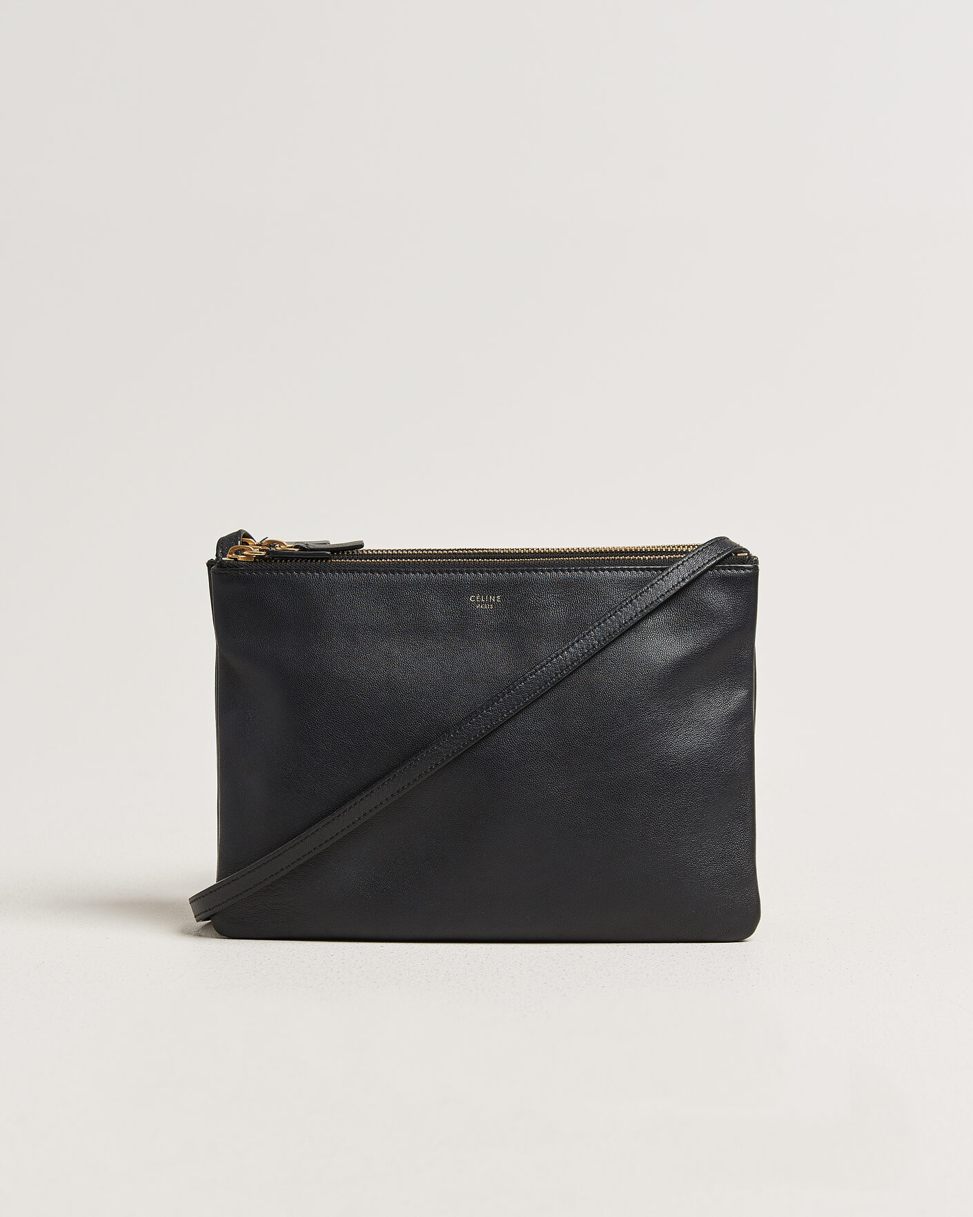 Herre | Pre-Owned & Vintage Bags | Celine Pre-Owned | Trio Bag Medium Leather Black