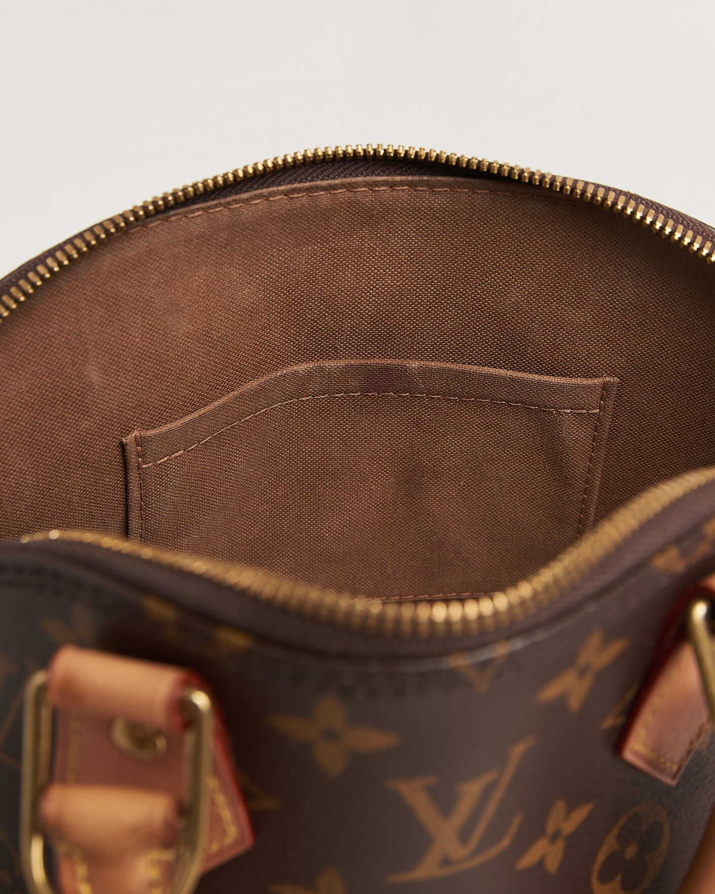 Herre | Pre-Owned & Vintage Bags | Louis Vuitton Pre-Owned | Alma BB Monogram