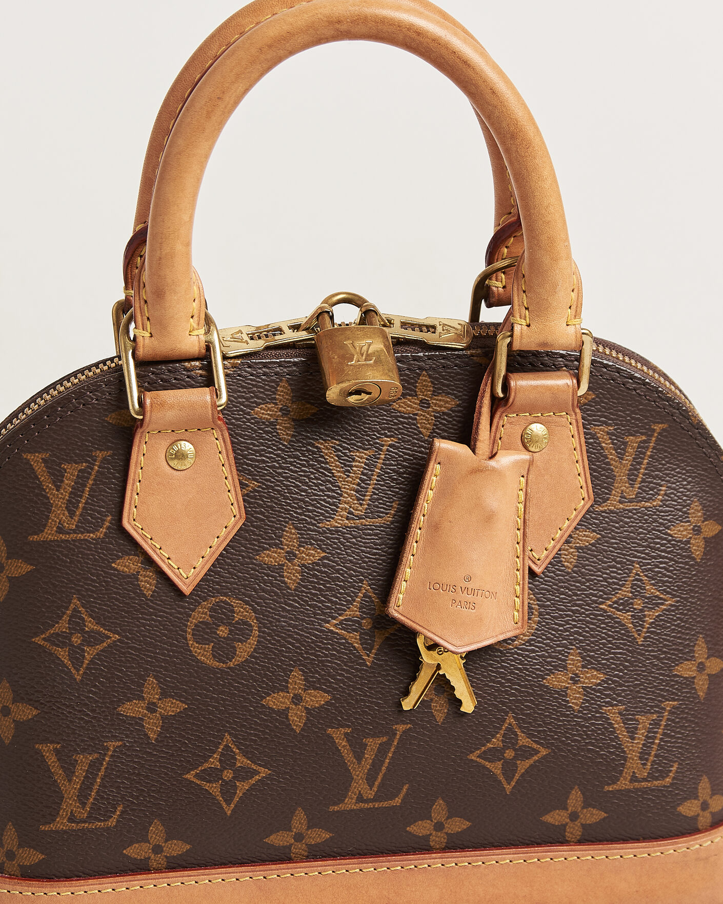 Herre | Pre-Owned & Vintage Bags | Louis Vuitton Pre-Owned | Alma BB Monogram