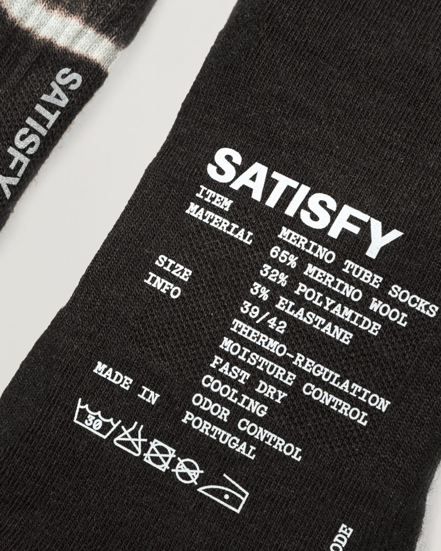 Herre | Undertøj | Satisfy | Merino Nylon Tube Socks Black Tie Dye