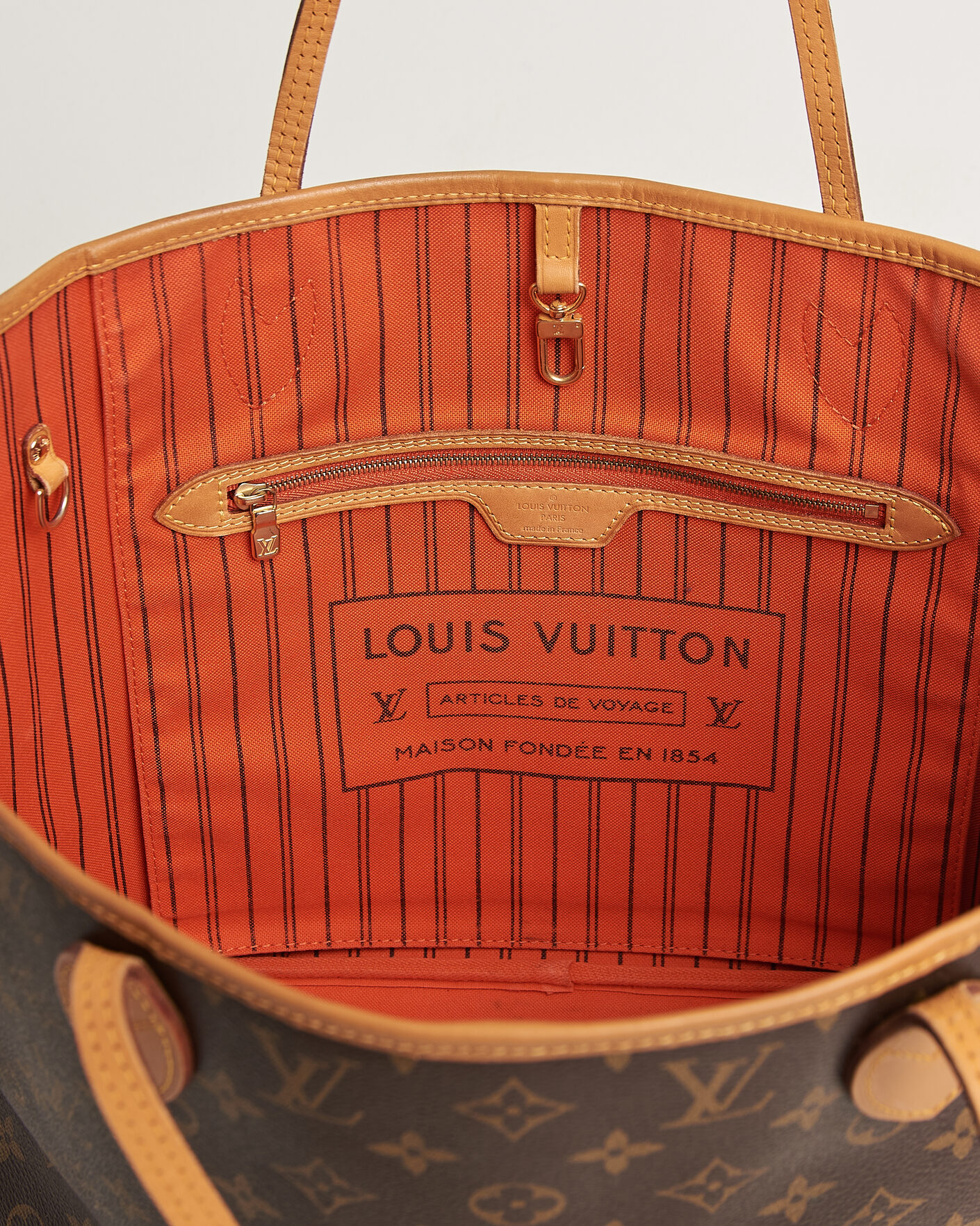 Herre | Pre-Owned & Vintage Bags | Louis Vuitton Pre-Owned | Neverfull MM  Monogram