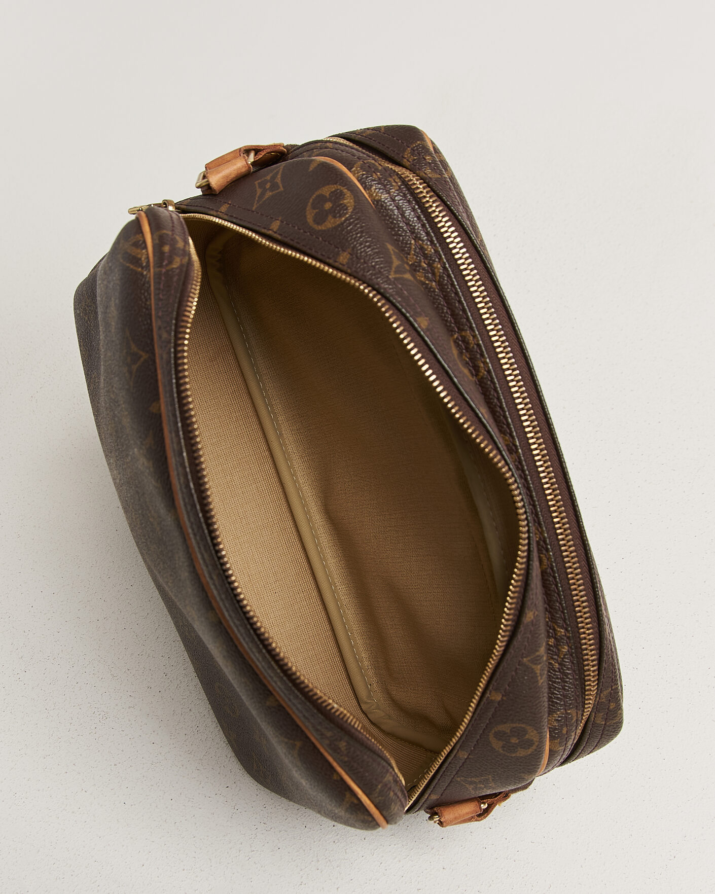 Herre | Pre-Owned & Vintage Bags | Louis Vuitton Pre-Owned | Reporter Bag PM Monogram