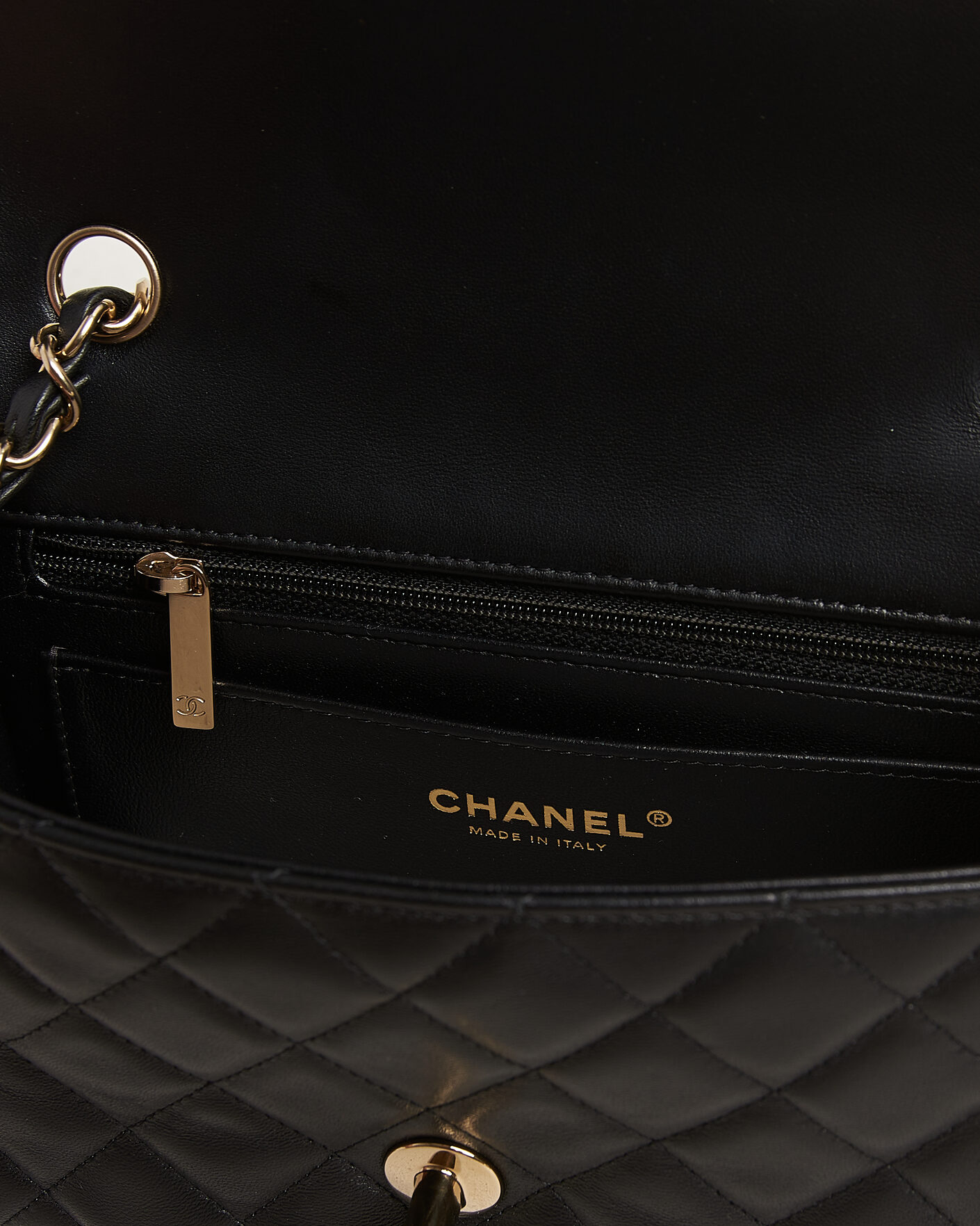 Herre | Pre-Owned & Vintage Bags | Chanel Pre-Owned | Classic Mini Rectangular Single Flap Bag Lambskin Black