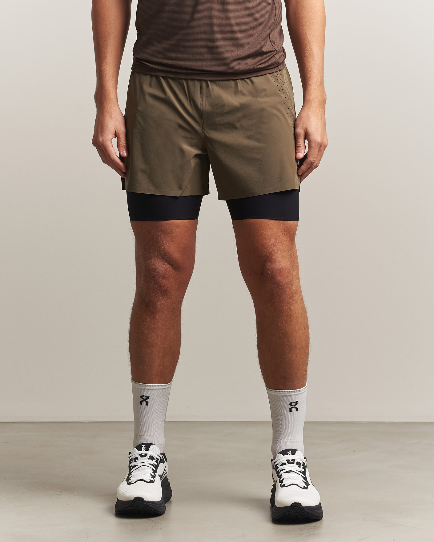 Herre | Shorts | SOAR Running | Dual Run Shorts Khaki