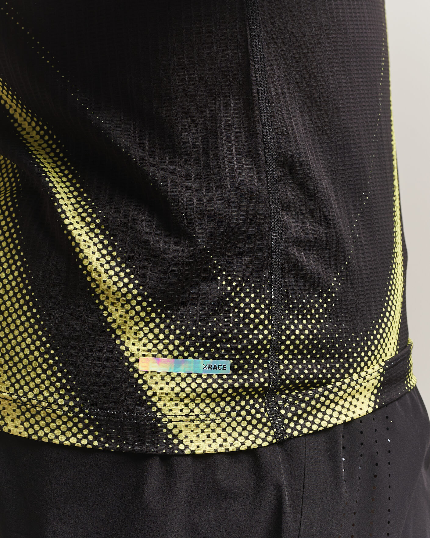 Herre | T-Shirts | SOAR Running | LS Race Base Yellow/Black