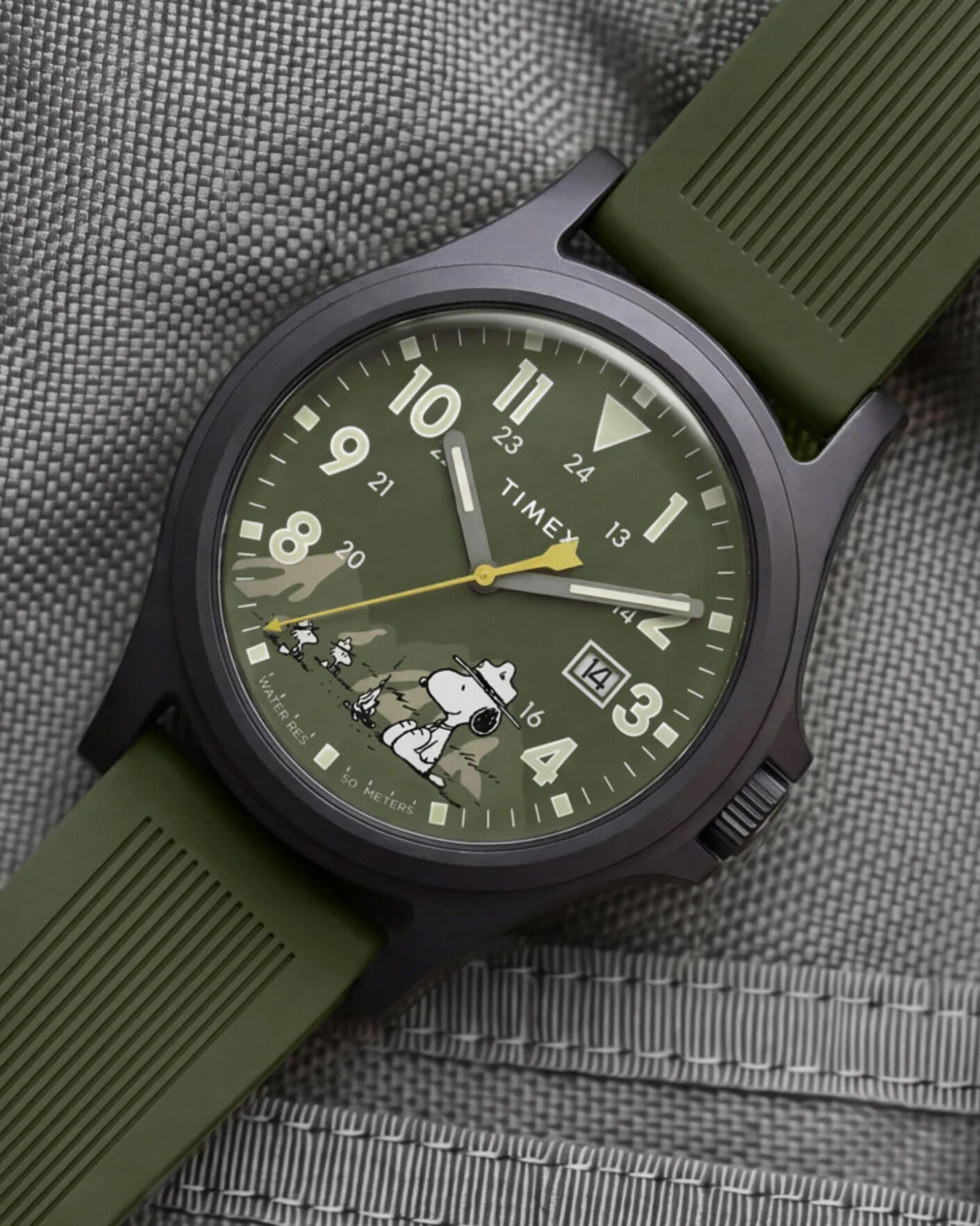 Herre | Timex Peanuts x Timex Expedition Acadia 40mm Green Dial | Timex | Peanuts x Expedition Acadia 40mm Green Dial