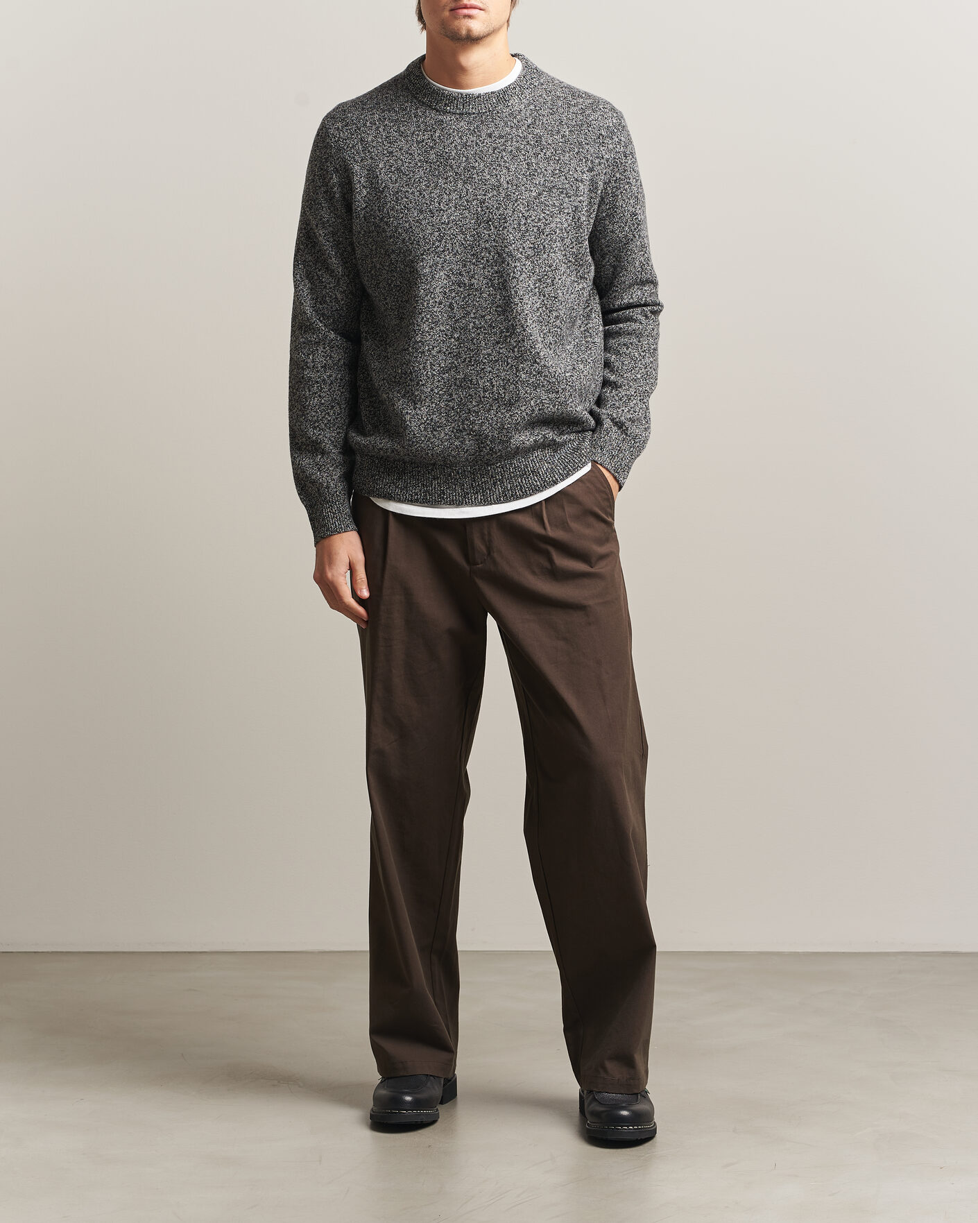 Herre | Trøjer | Samsøe Samsøe | Isak Knitted Crew Neck Black White Melange