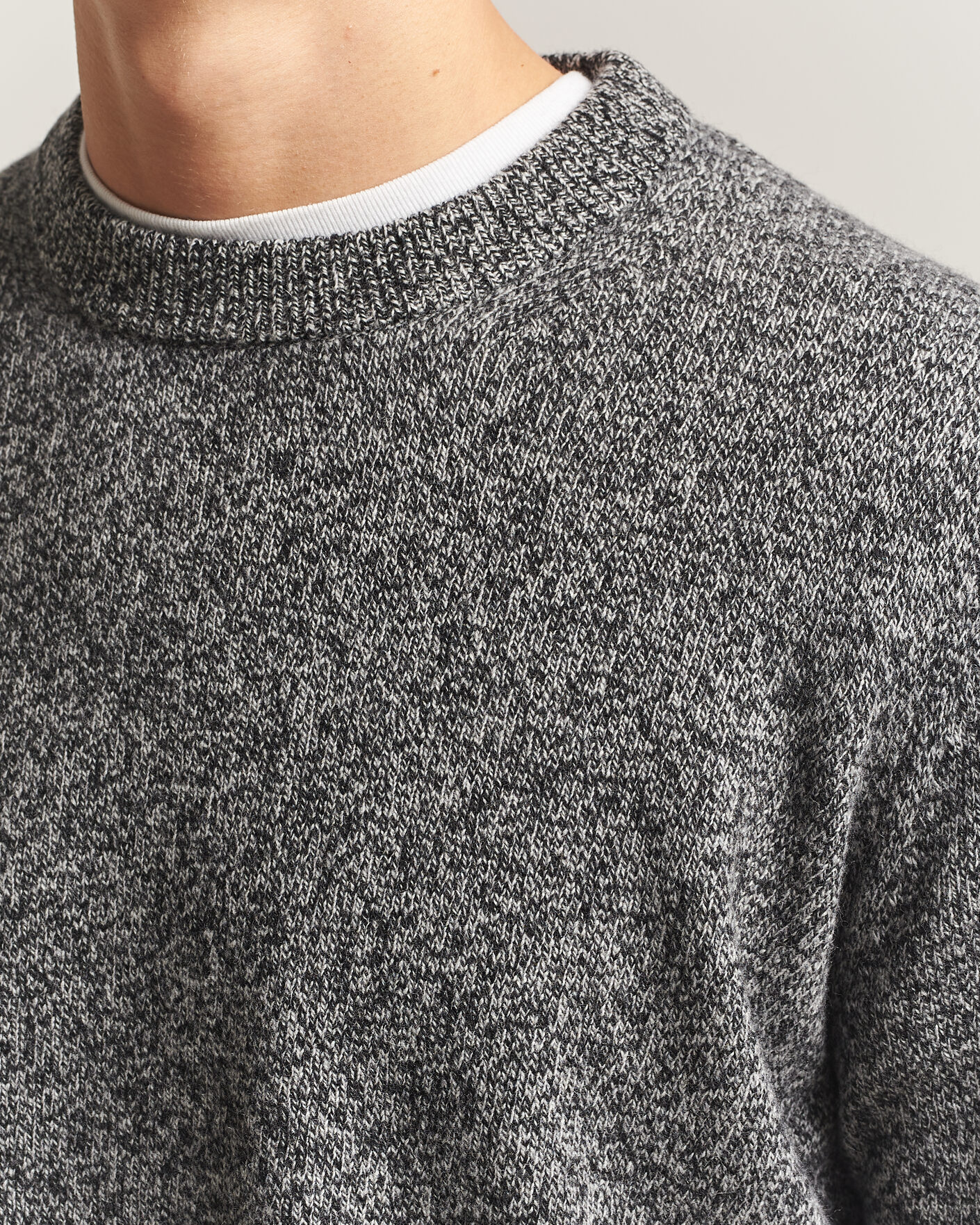 Herre | Trøjer | Samsøe Samsøe | Isak Knitted Crew Neck Black White Melange