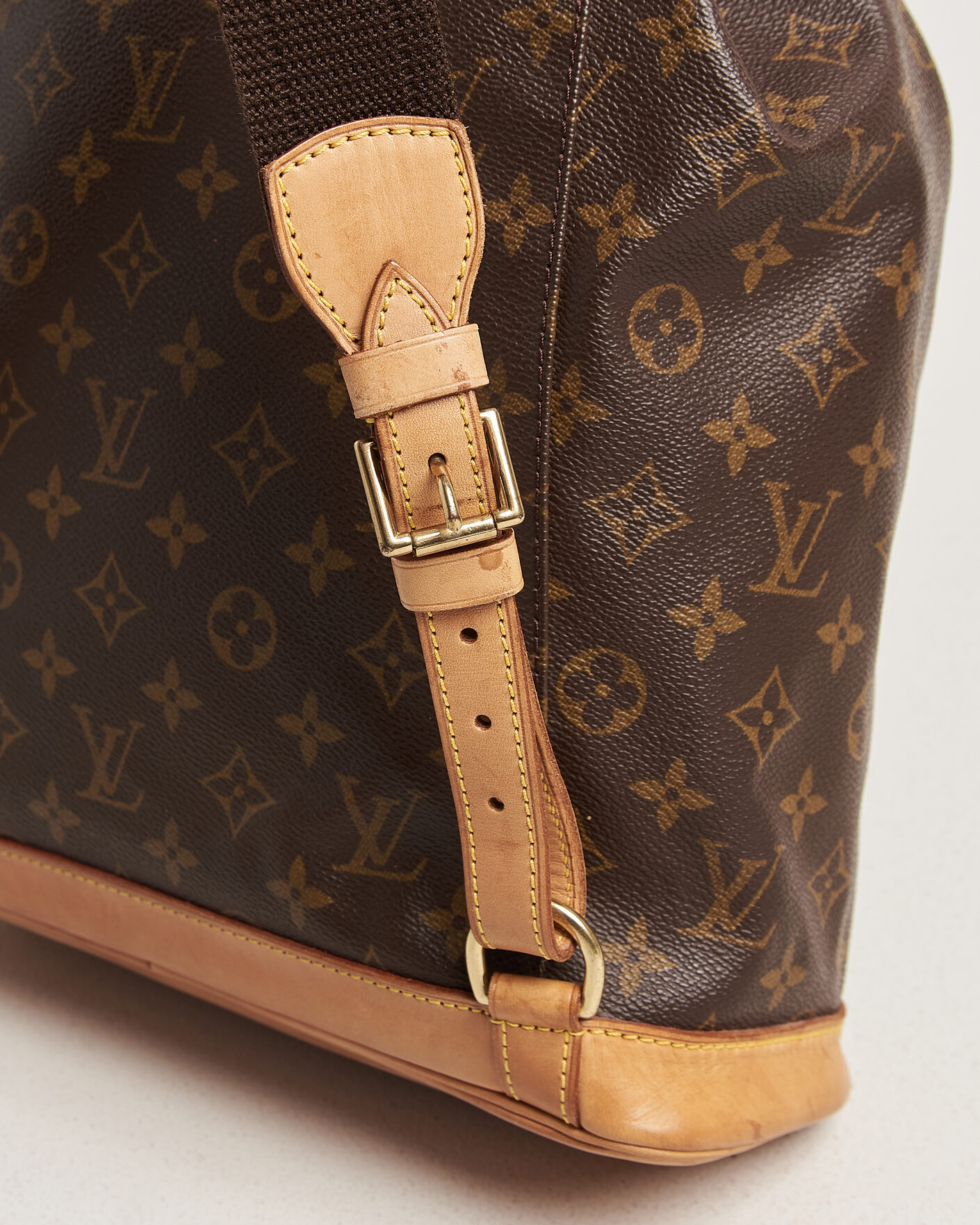 Herre | Pre-Owned & Vintage Bags | Louis Vuitton Pre-Owned | Montsouris GM Backpack Monogram