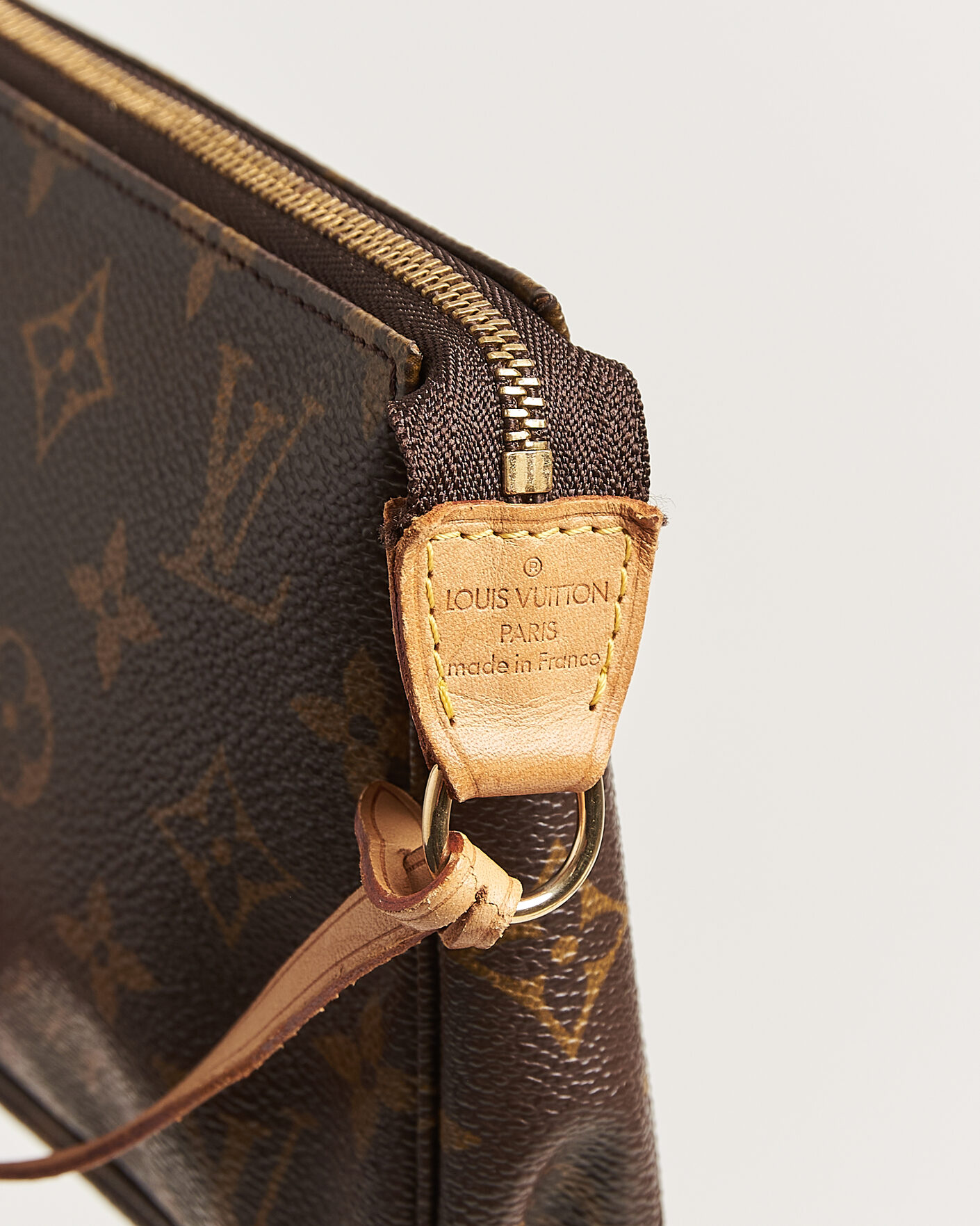 Herre | Pre-Owned & Vintage Bags | Louis Vuitton Pre-Owned | Pochette Accessoires Monogram