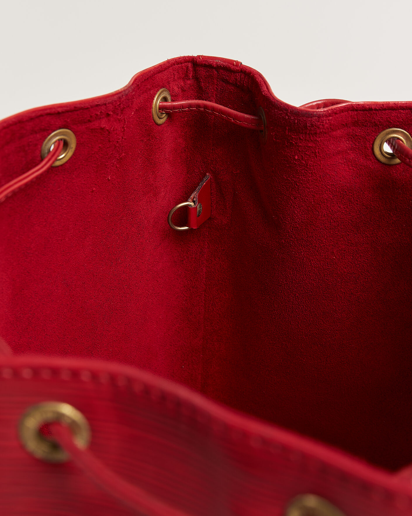 Herre | Pre-Owned & Vintage Bags | Louis Vuitton Pre-Owned | Noé Epi Leather Red